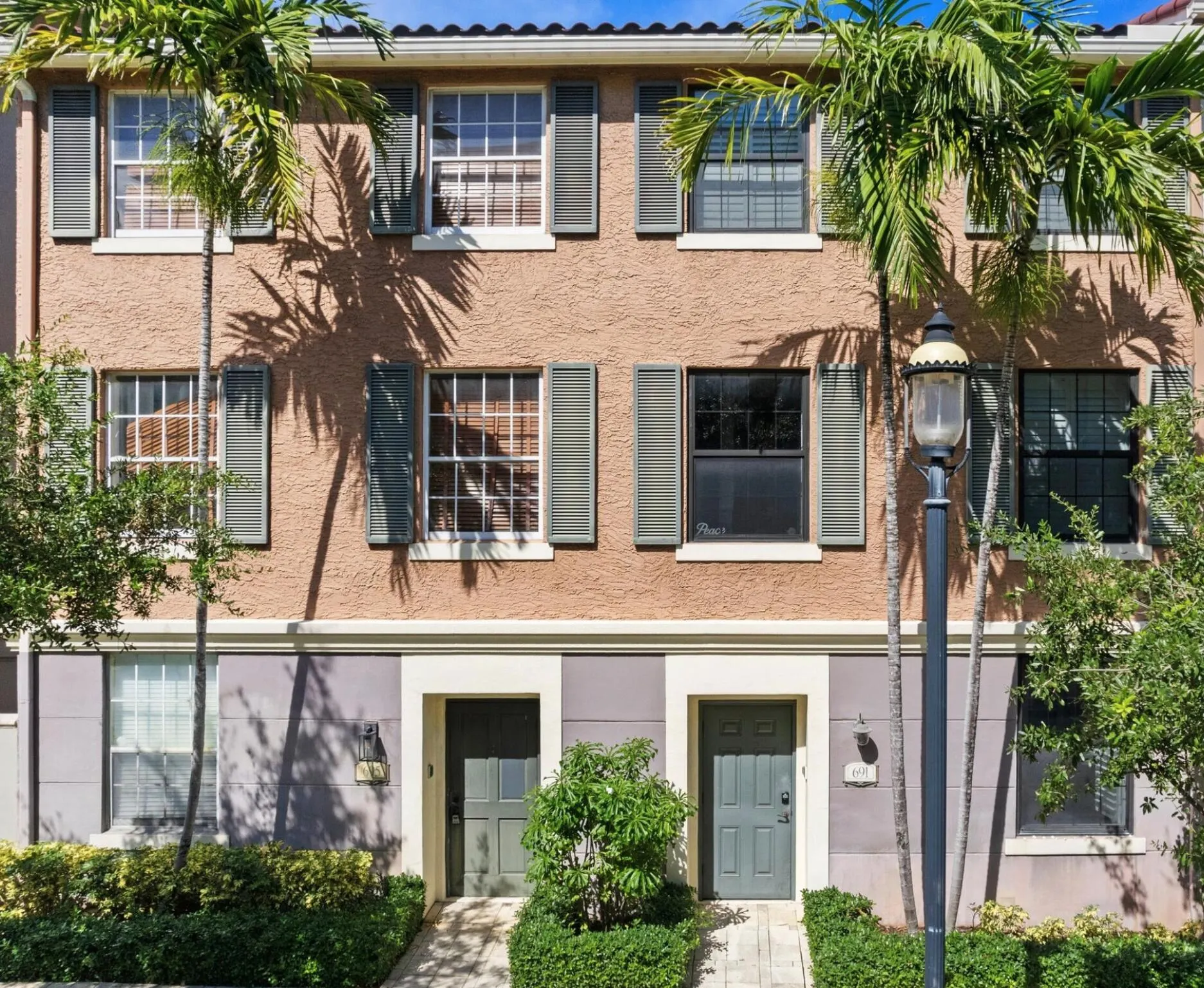 691 Hibiscus Street