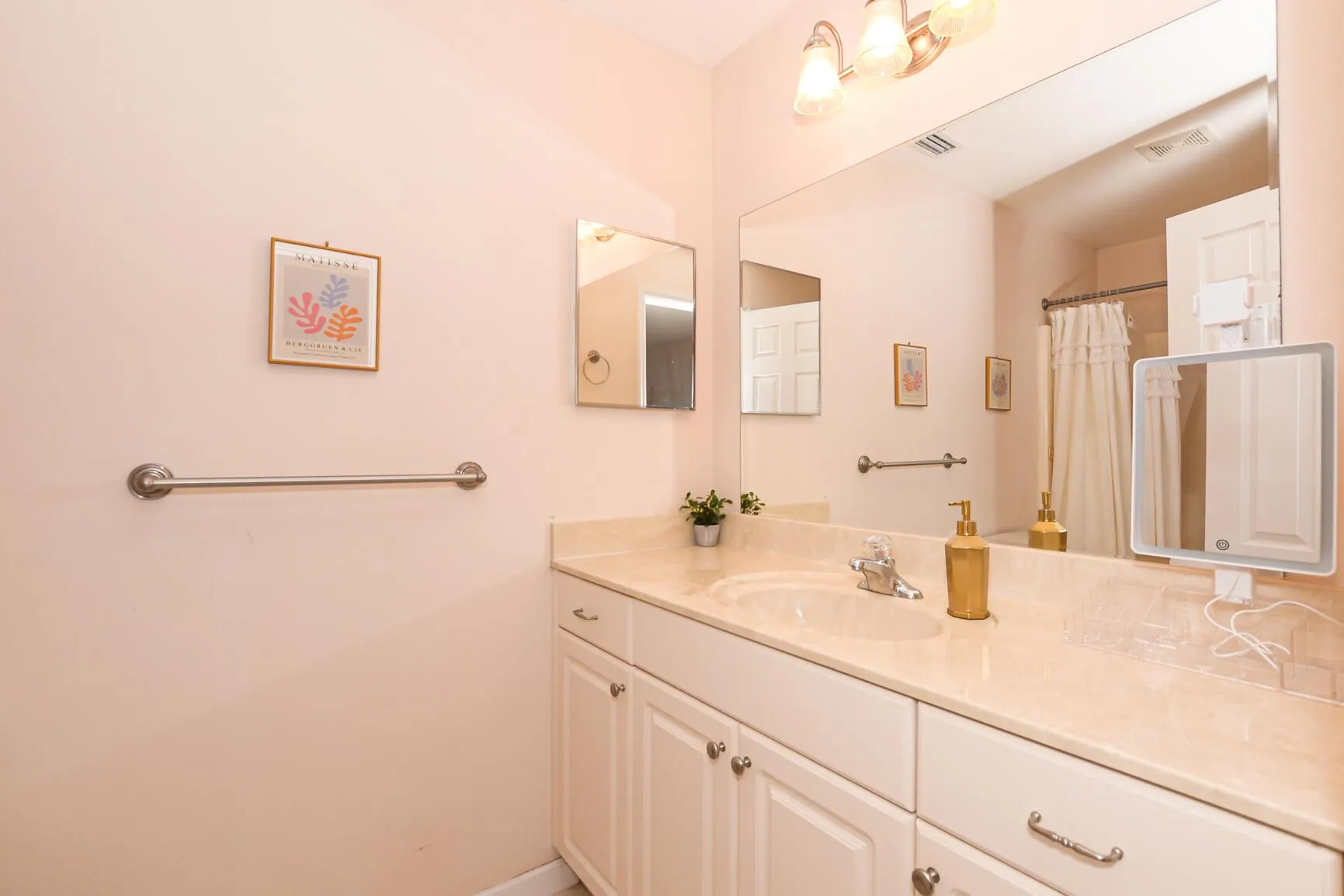 3970 NW Cinnamon Tree Circle