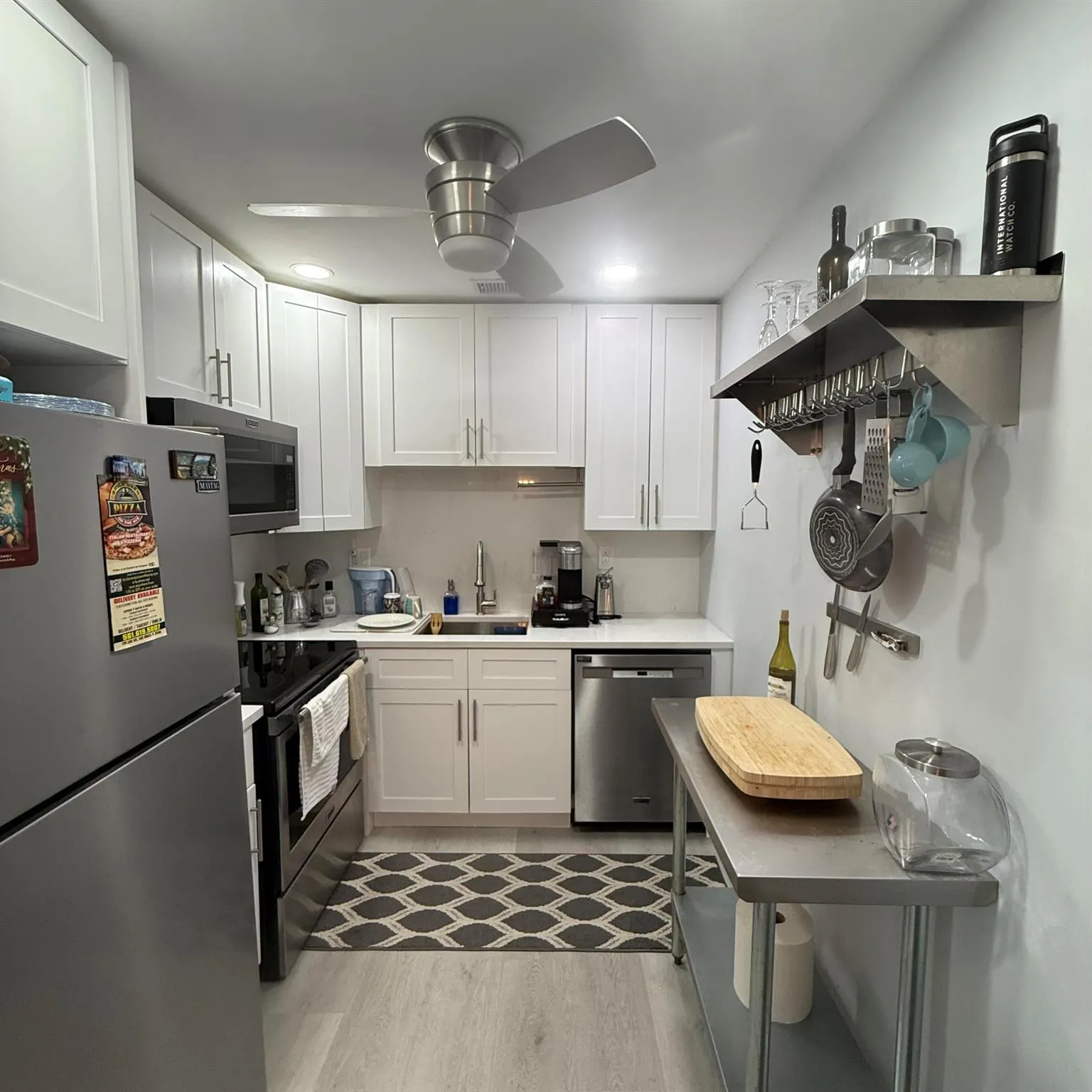 2102 Lake Osborne 20 Drive, #20