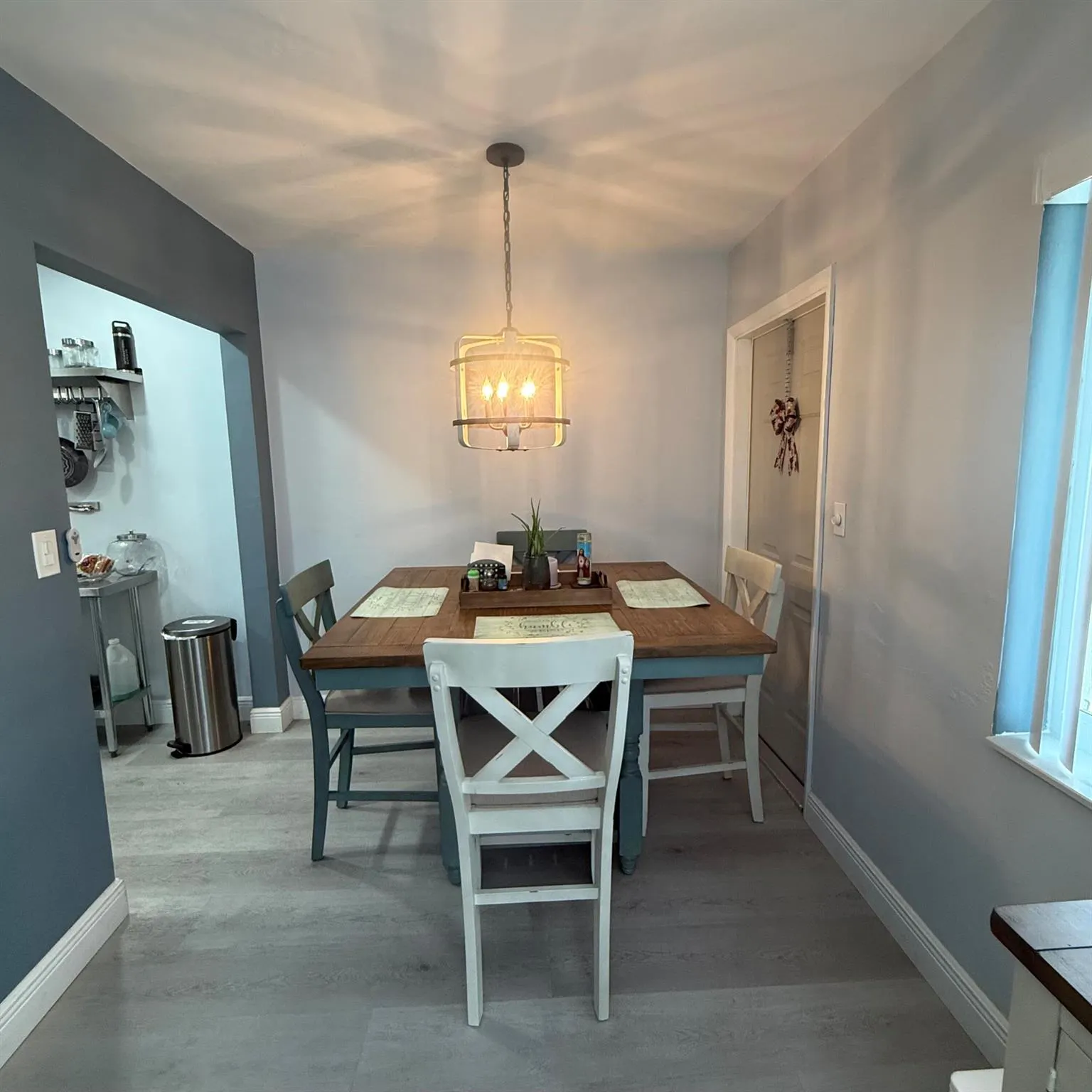2102 Lake Osborne 20 Drive, #20