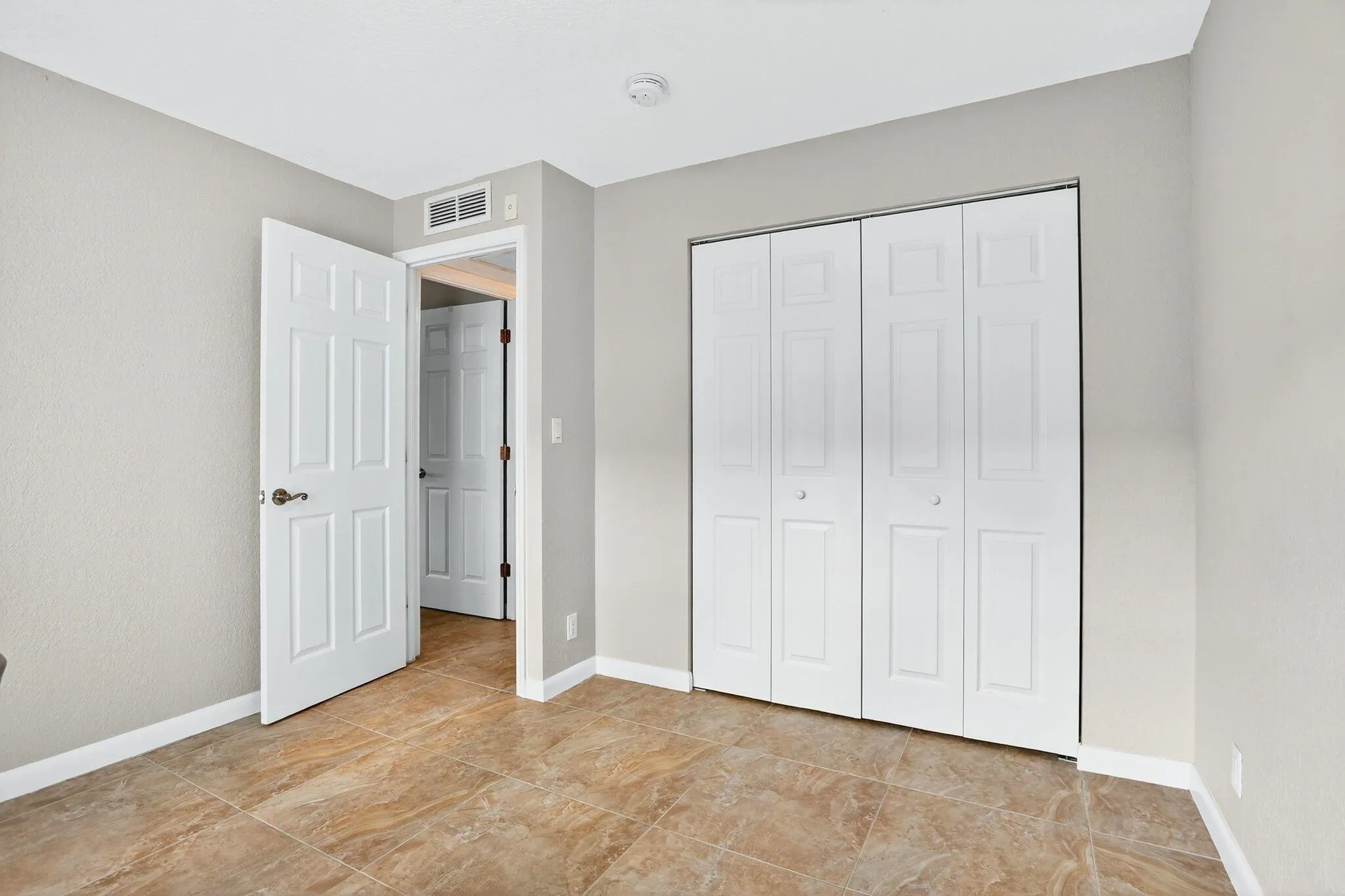 2870 NE 14th St Causeway, #308c