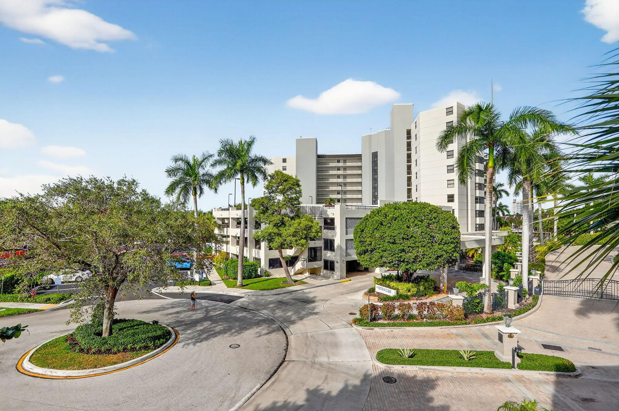 2870 NE 14th St Causeway, #308c