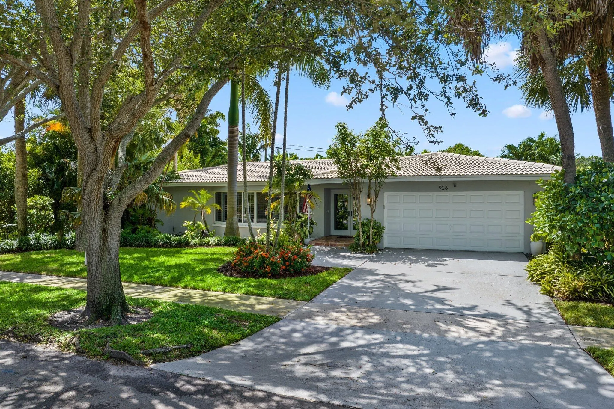 926 SW 1st Street