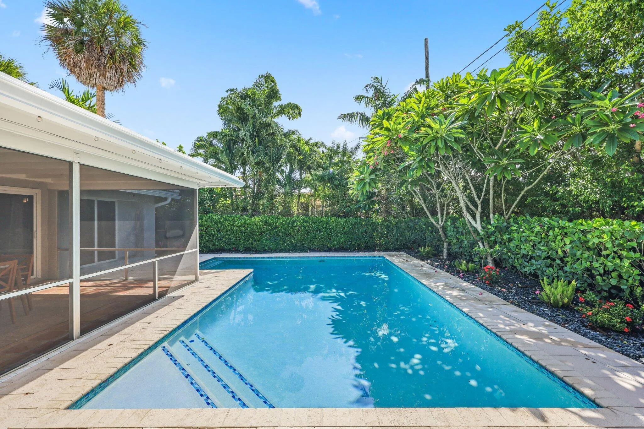 926 SW 1st Street