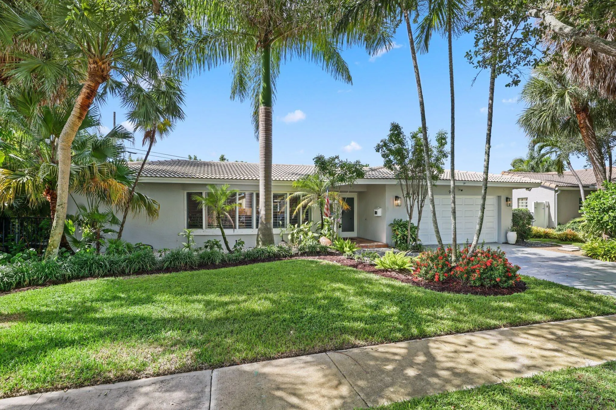 926 SW 1st Street