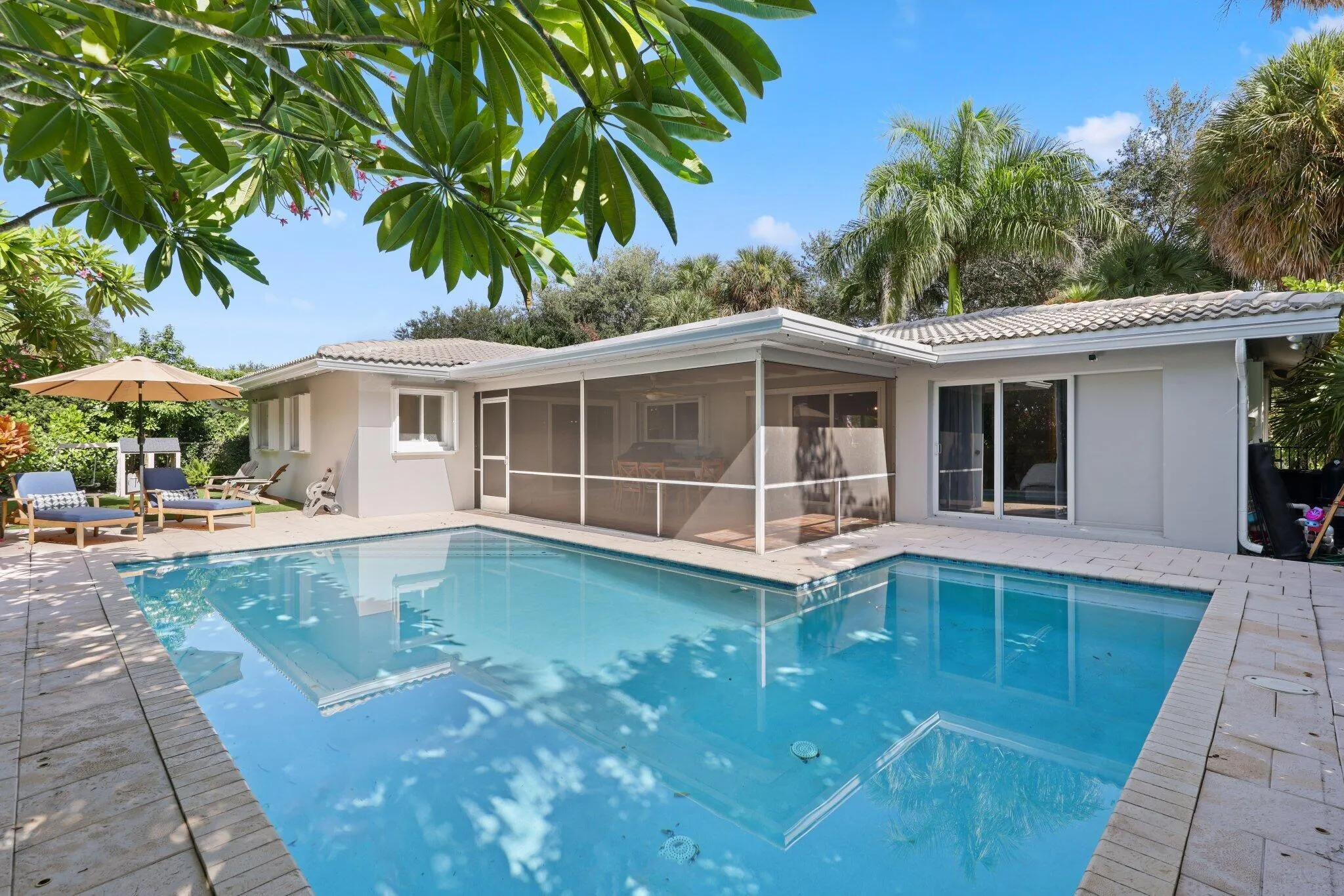 926 SW 1st Street