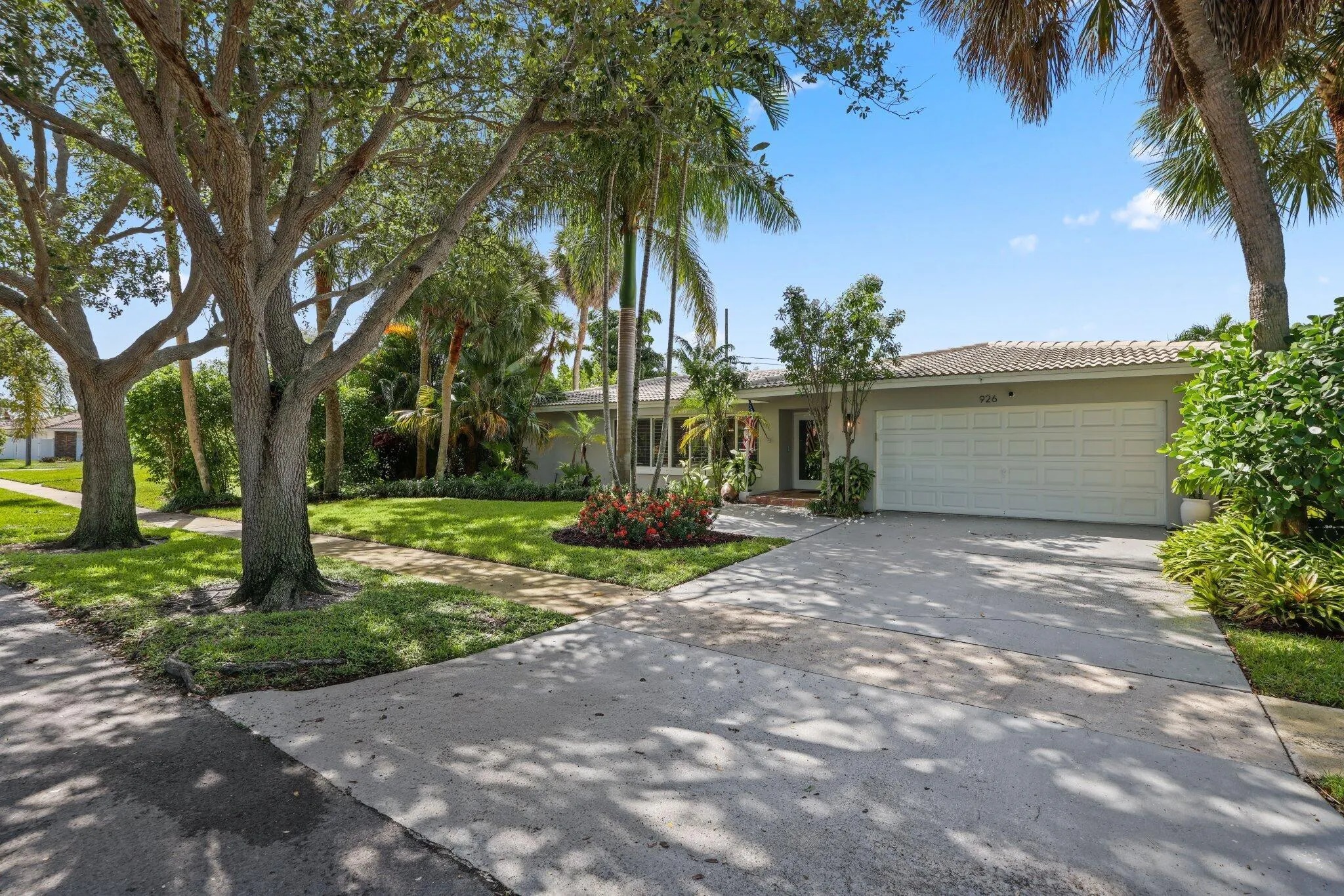 926 SW 1st Street