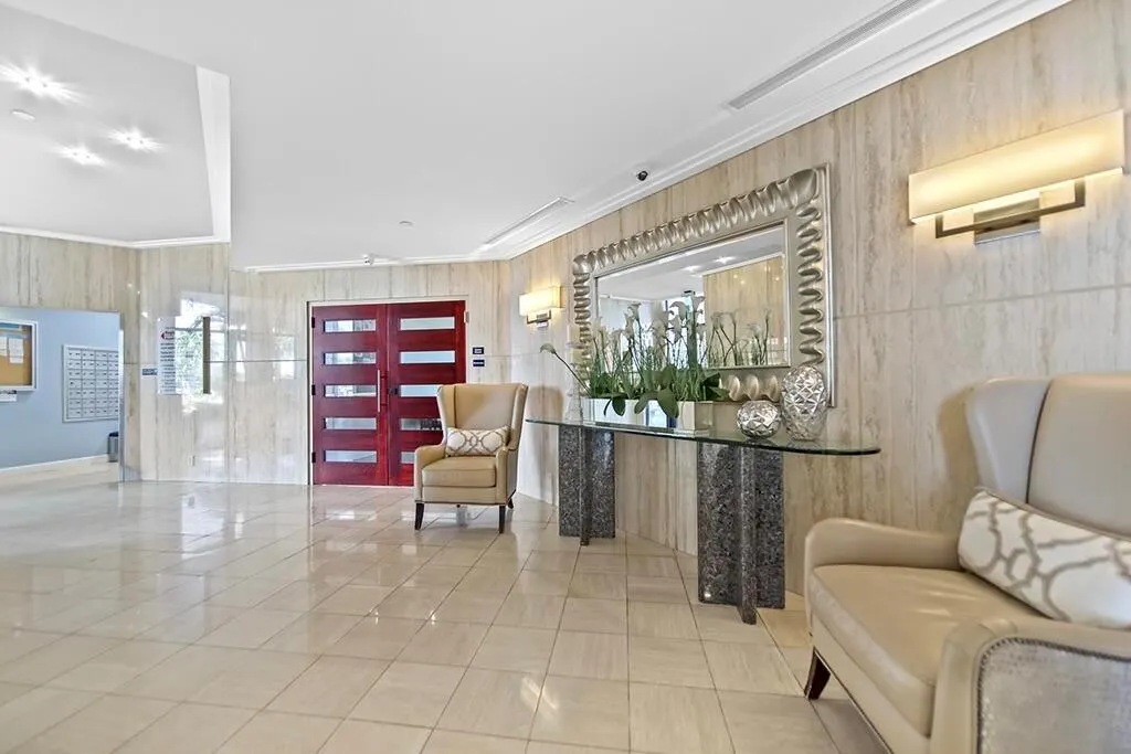 9650 S Ocean Drive, #608