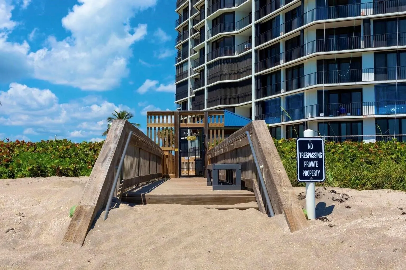 9650 S Ocean Drive, #608