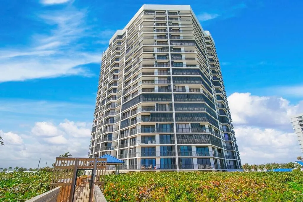9650 S Ocean Drive, #608