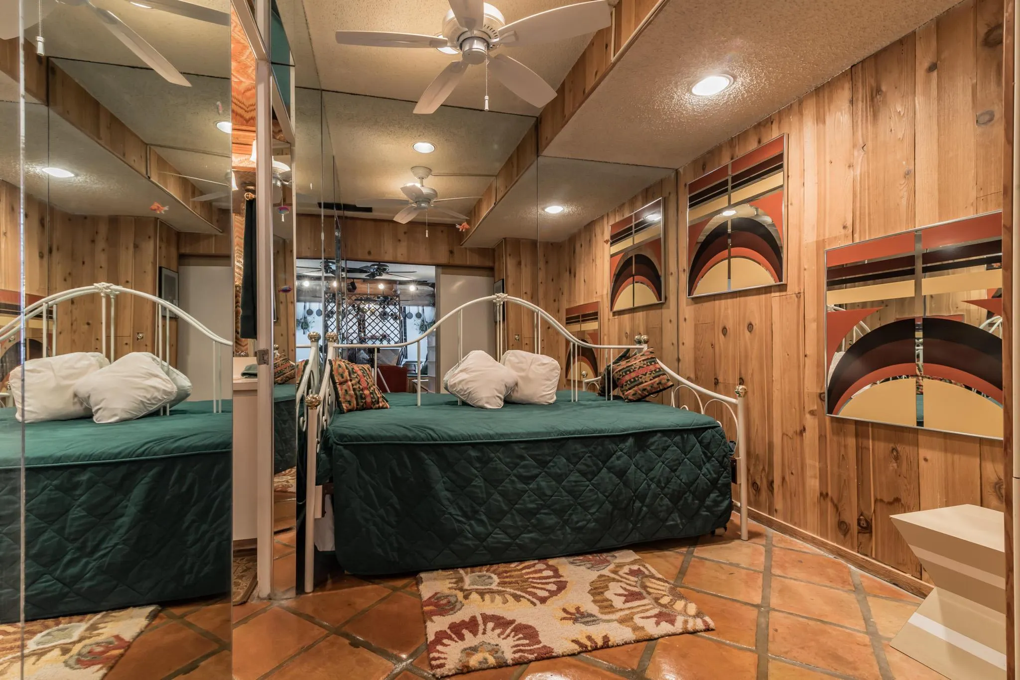 1605 S Us Highway 1, #3f