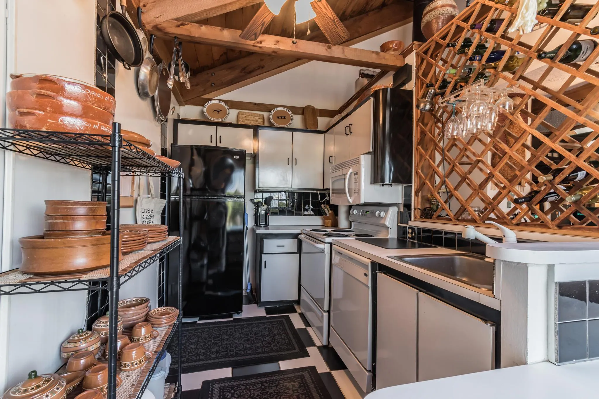 1605 S Us Highway 1, #3f