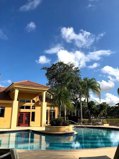 4783 Via Palm Lake, #122