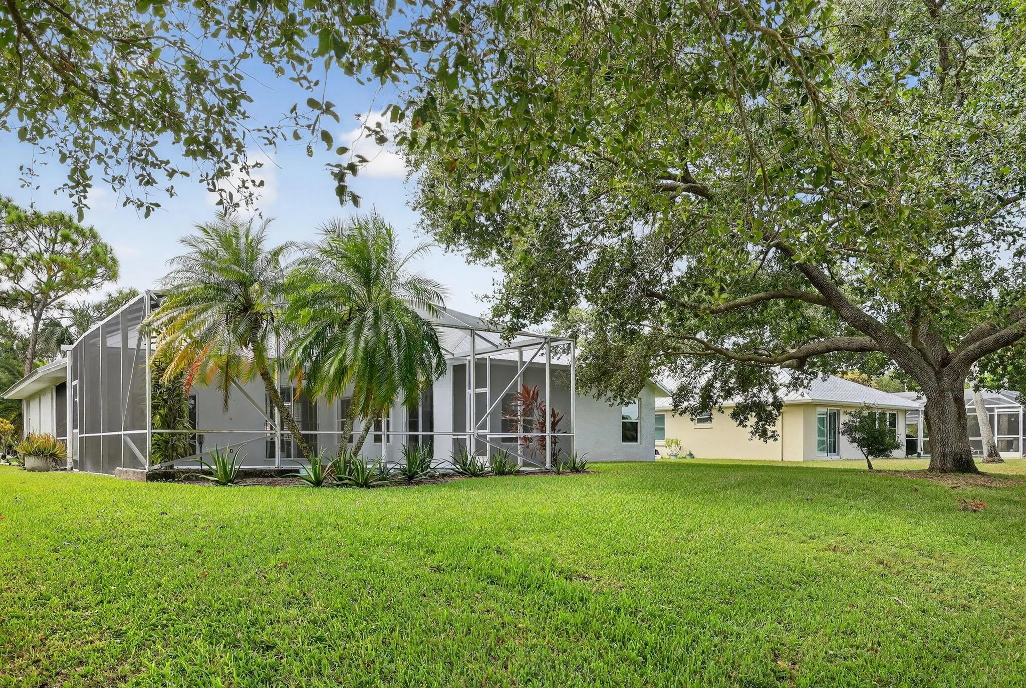 419 SW Sweetwater Trail