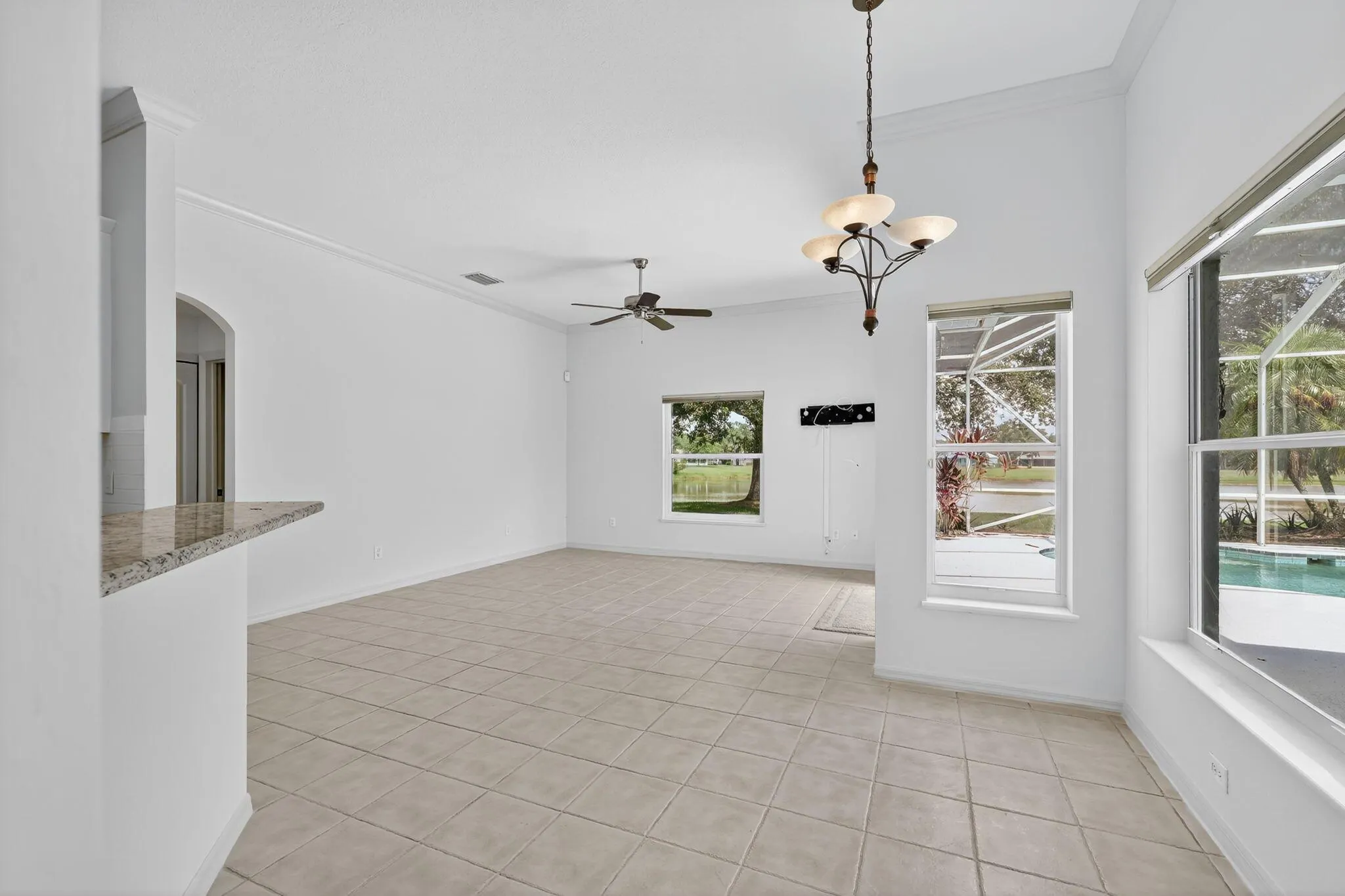 419 SW Sweetwater Trail