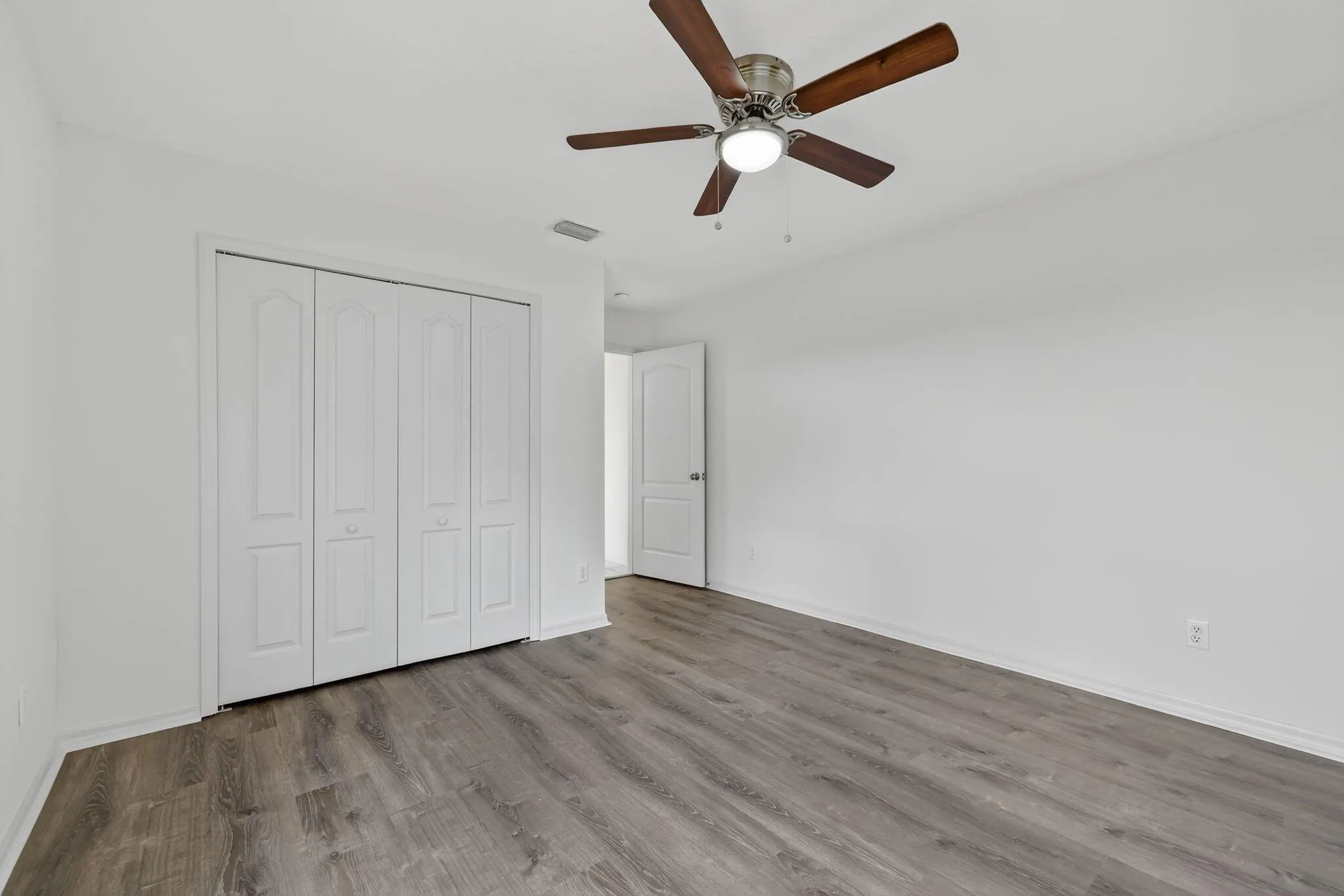 419 SW Sweetwater Trail
