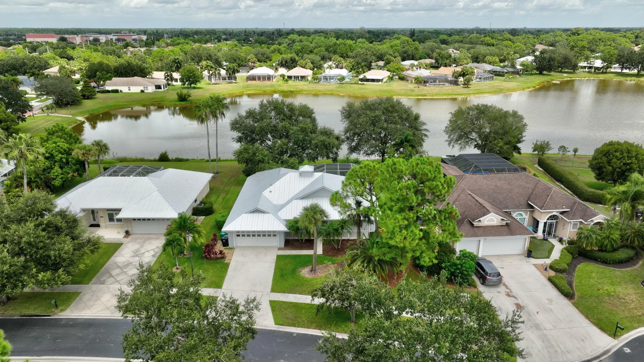 419 SW Sweetwater Trail