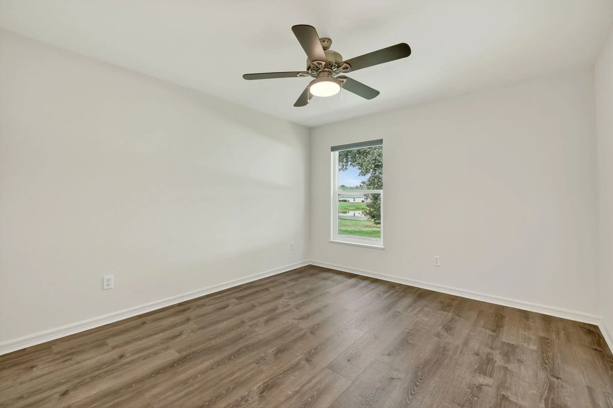 419 SW Sweetwater Trail