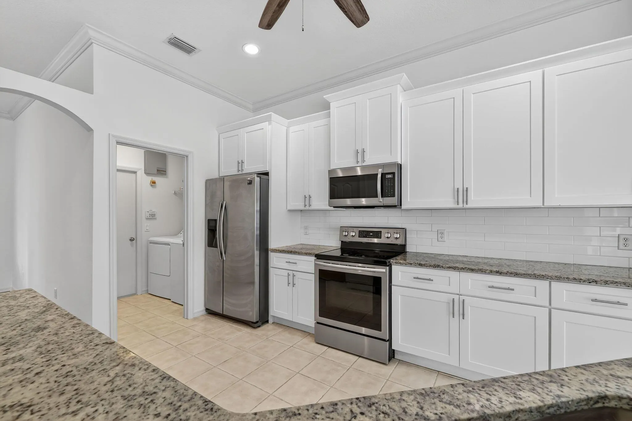 419 SW Sweetwater Trail