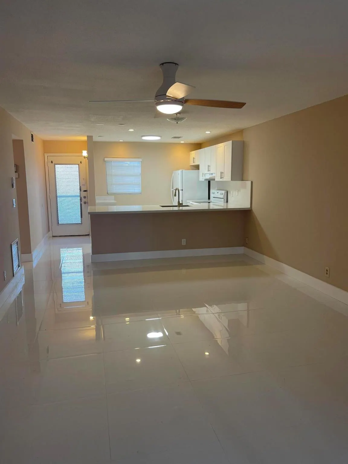 2300 NE 1 St Lane Lane, #4020