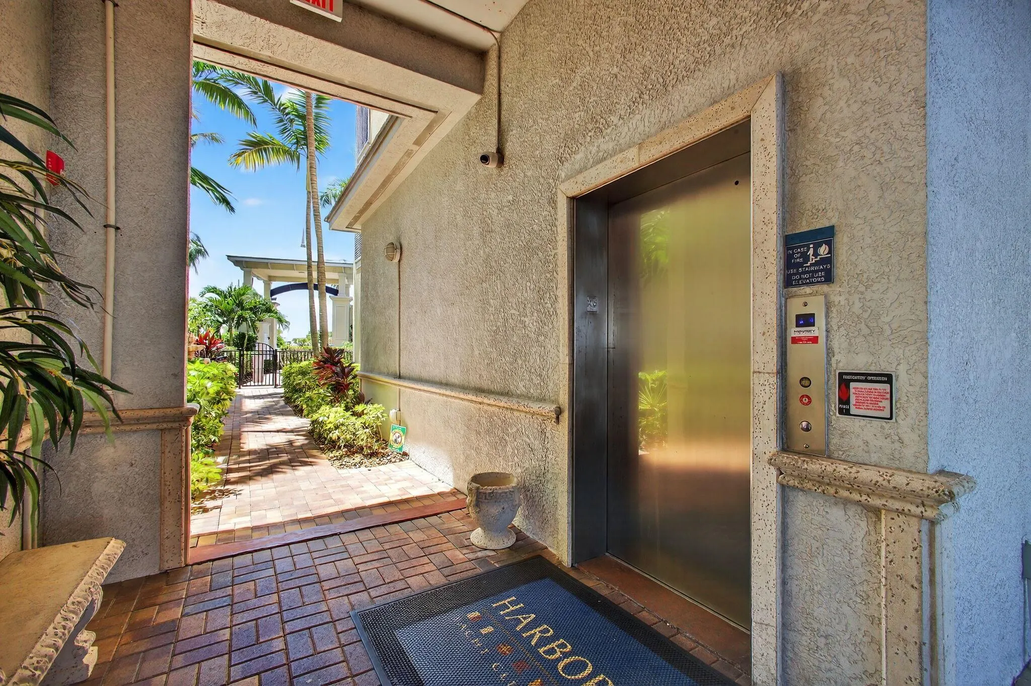 275 NW Flagler Avenue, #204