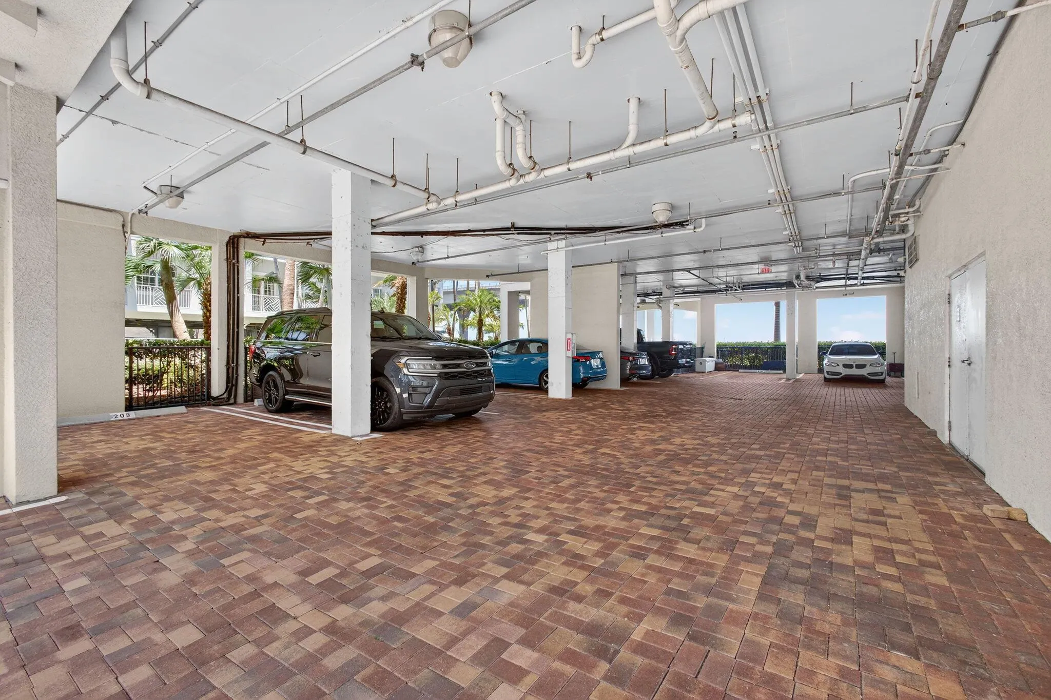 275 NW Flagler Avenue, #204