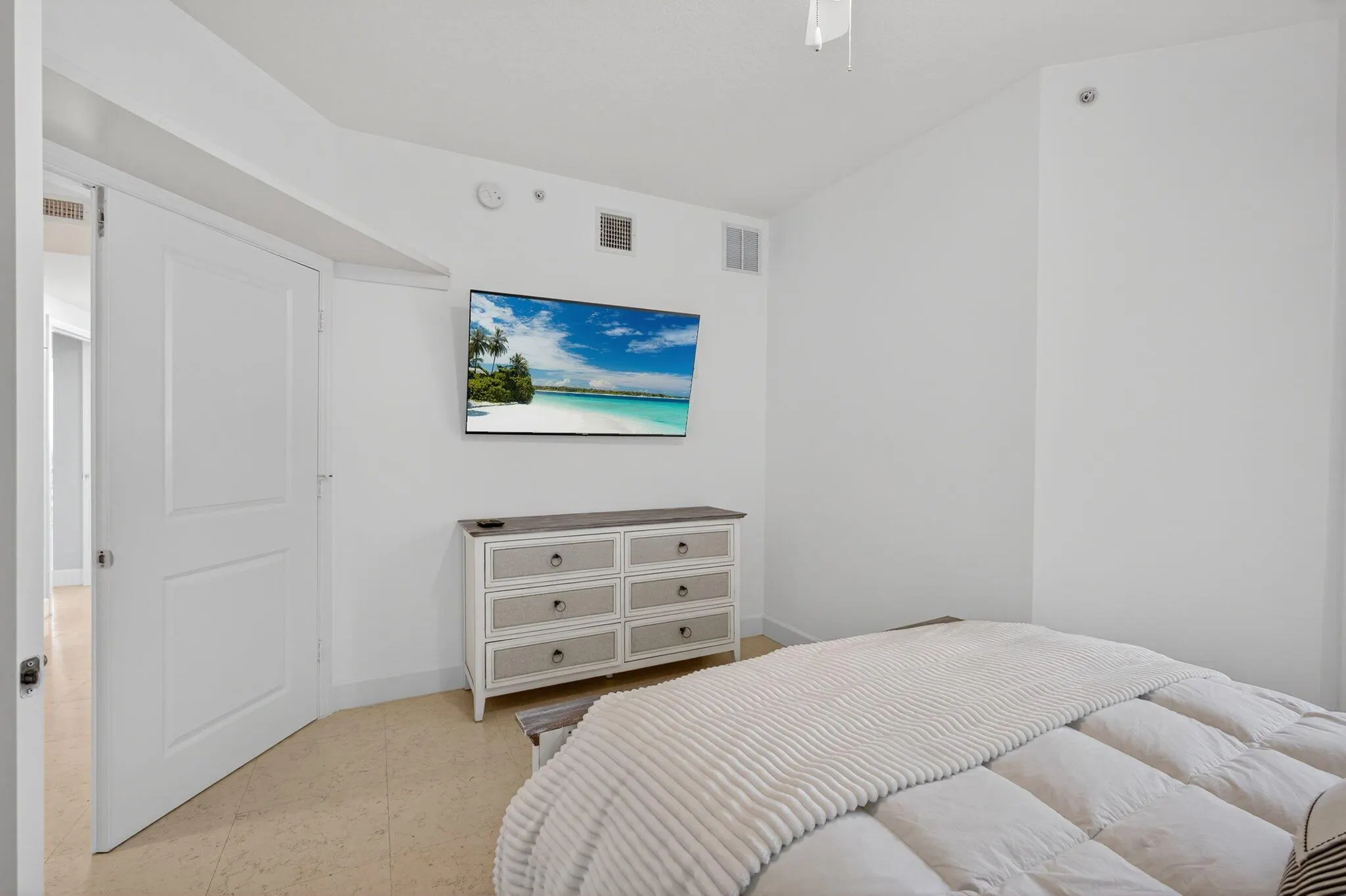 275 NW Flagler Avenue, #204
