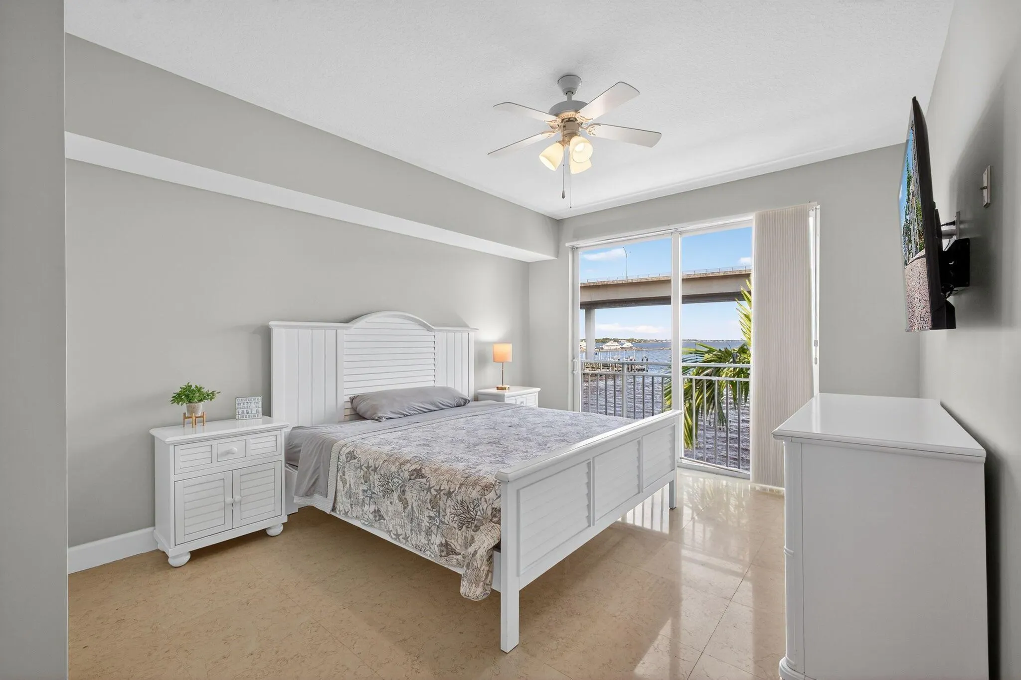 275 NW Flagler Avenue, #204