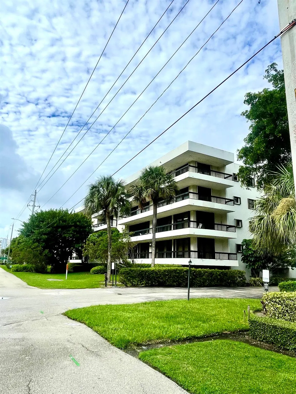 277 N Ocean Boulevard, #4020