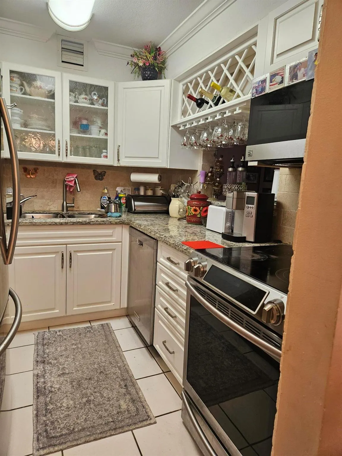 164 Markham H, #164