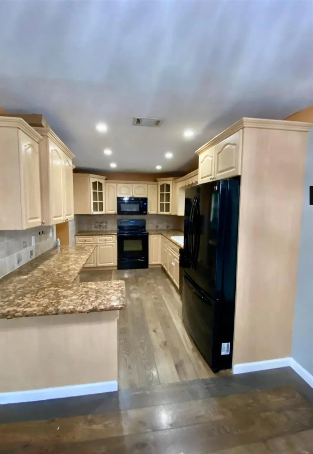 855 Cameilla Drive