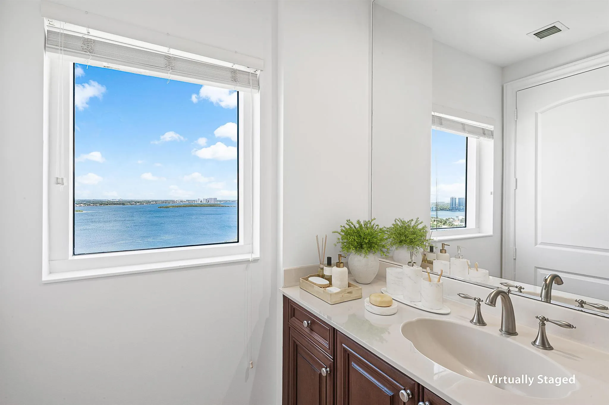 4600 N Ocean Drive, #1903