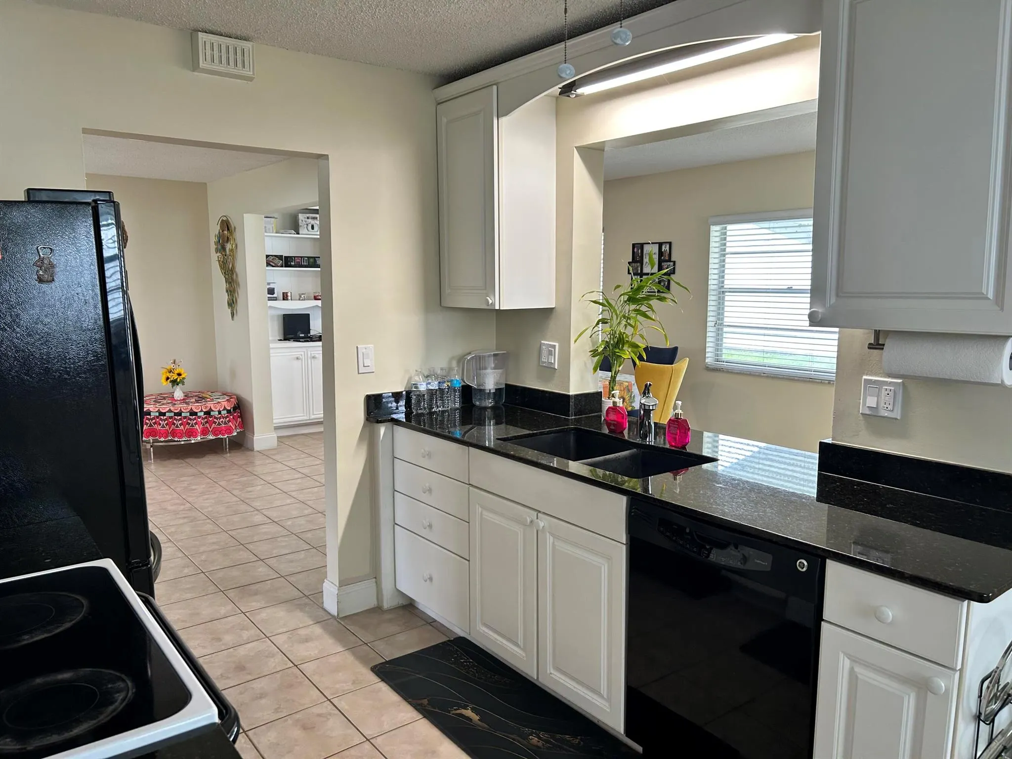 1904 SW 13th Way