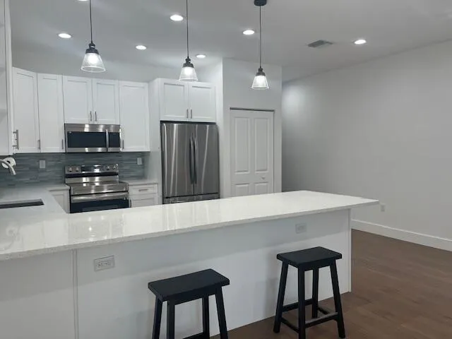 313 S E Street