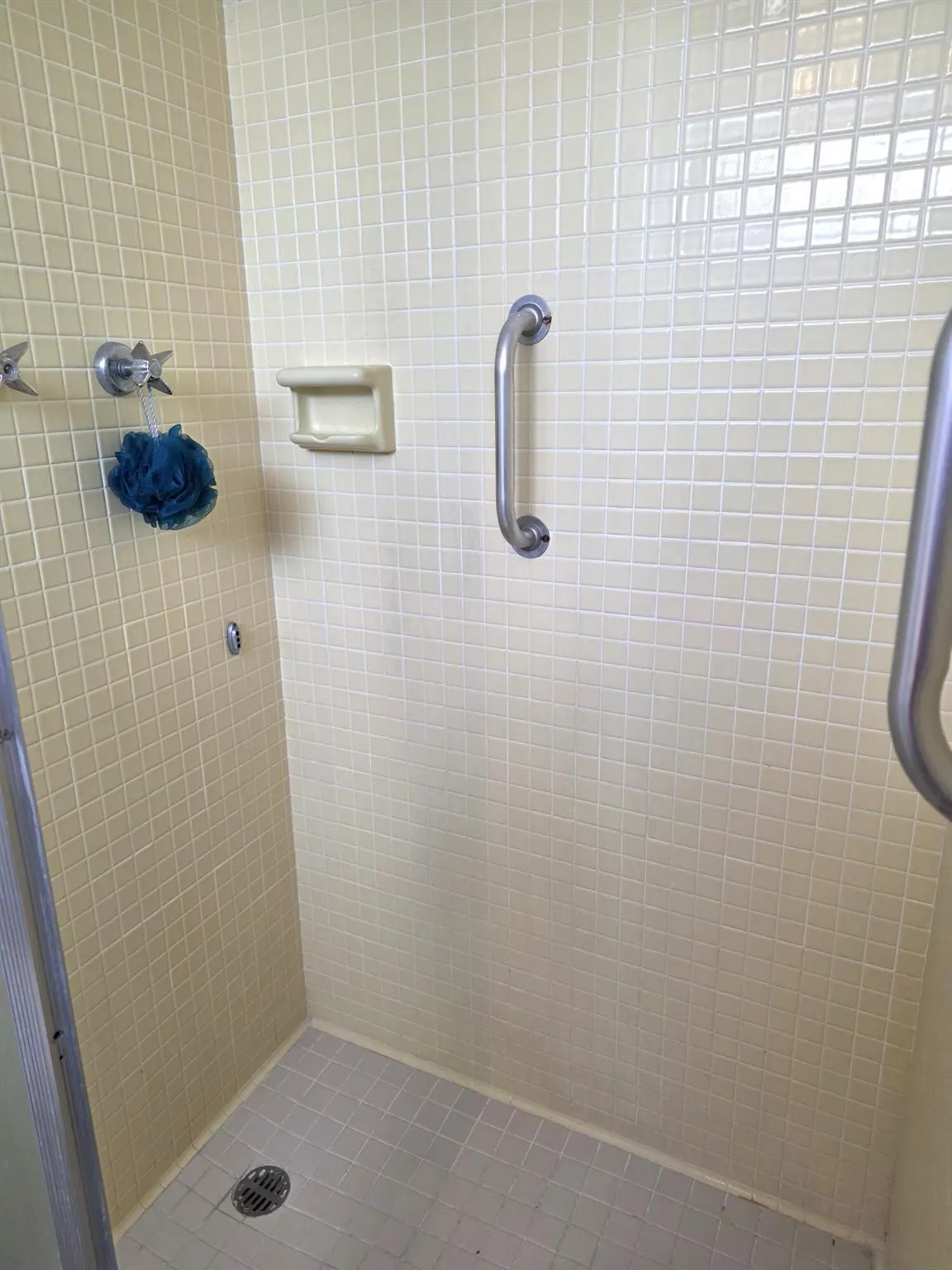 1 N Golfview Road, #500