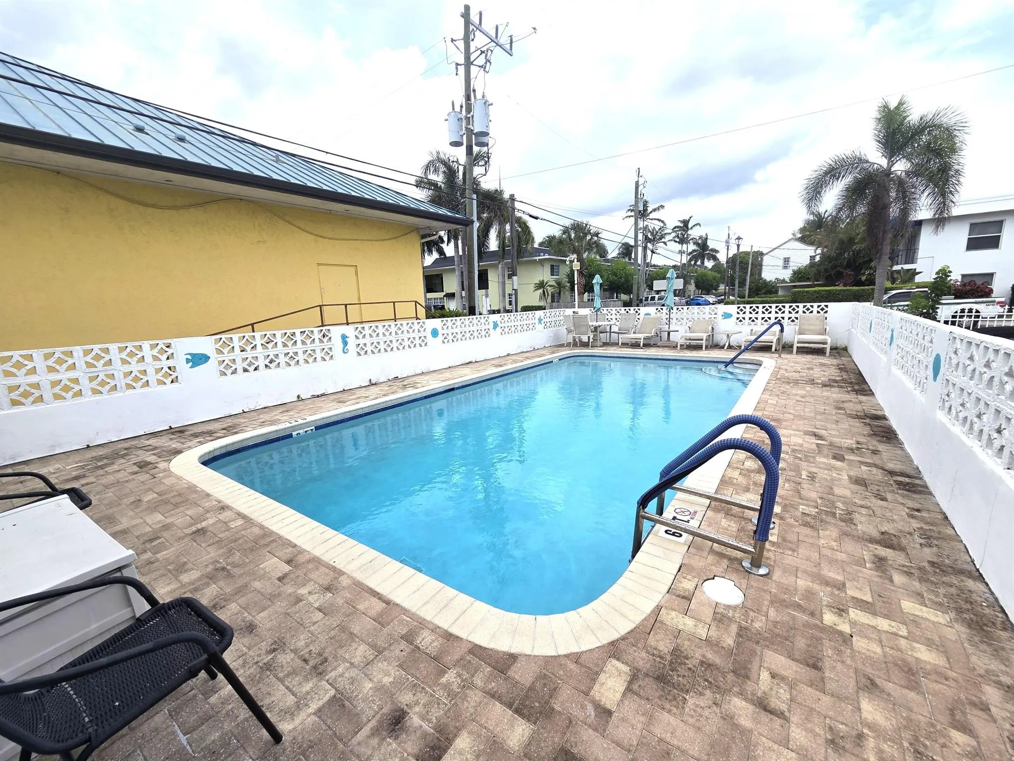 1 N Golfview Road, #500