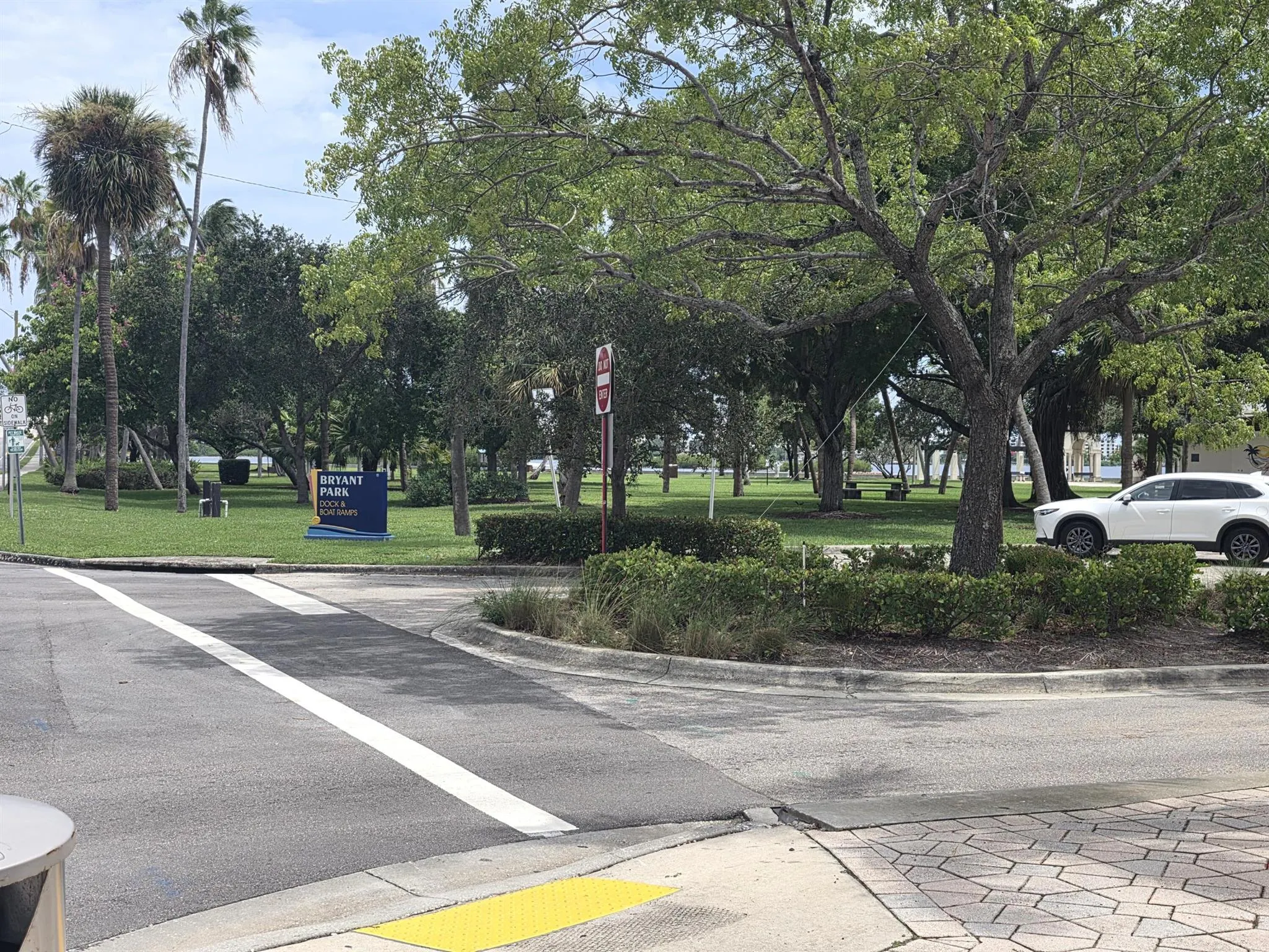 1 N Golfview Road, #500