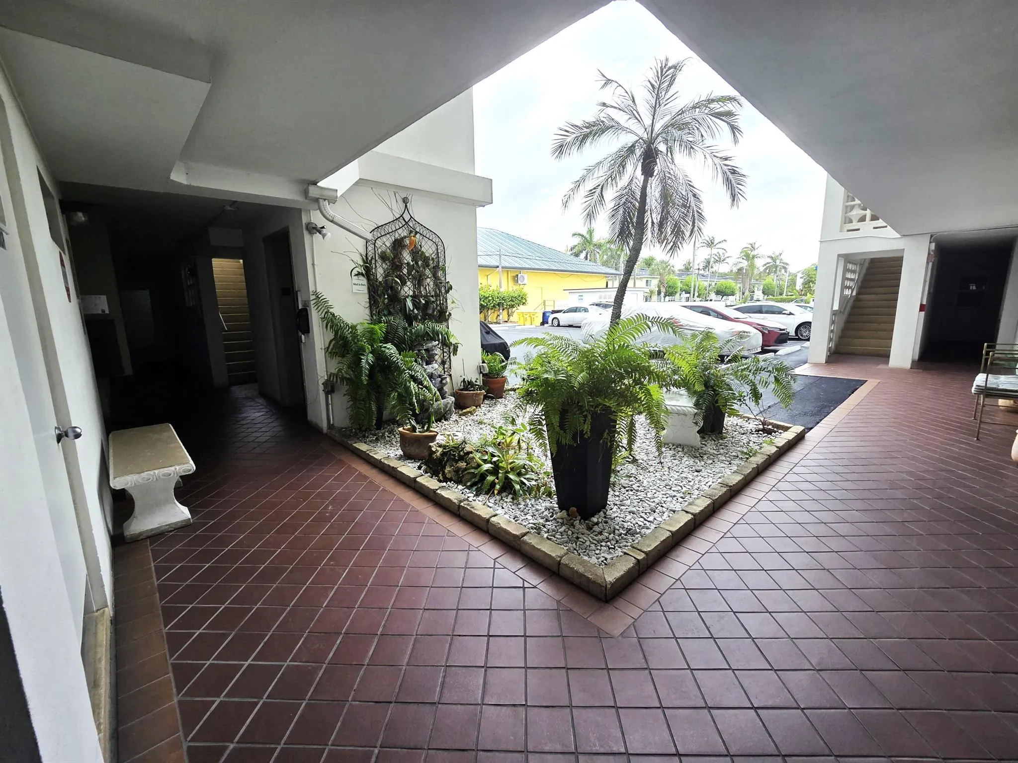 1 N Golfview Road, #500