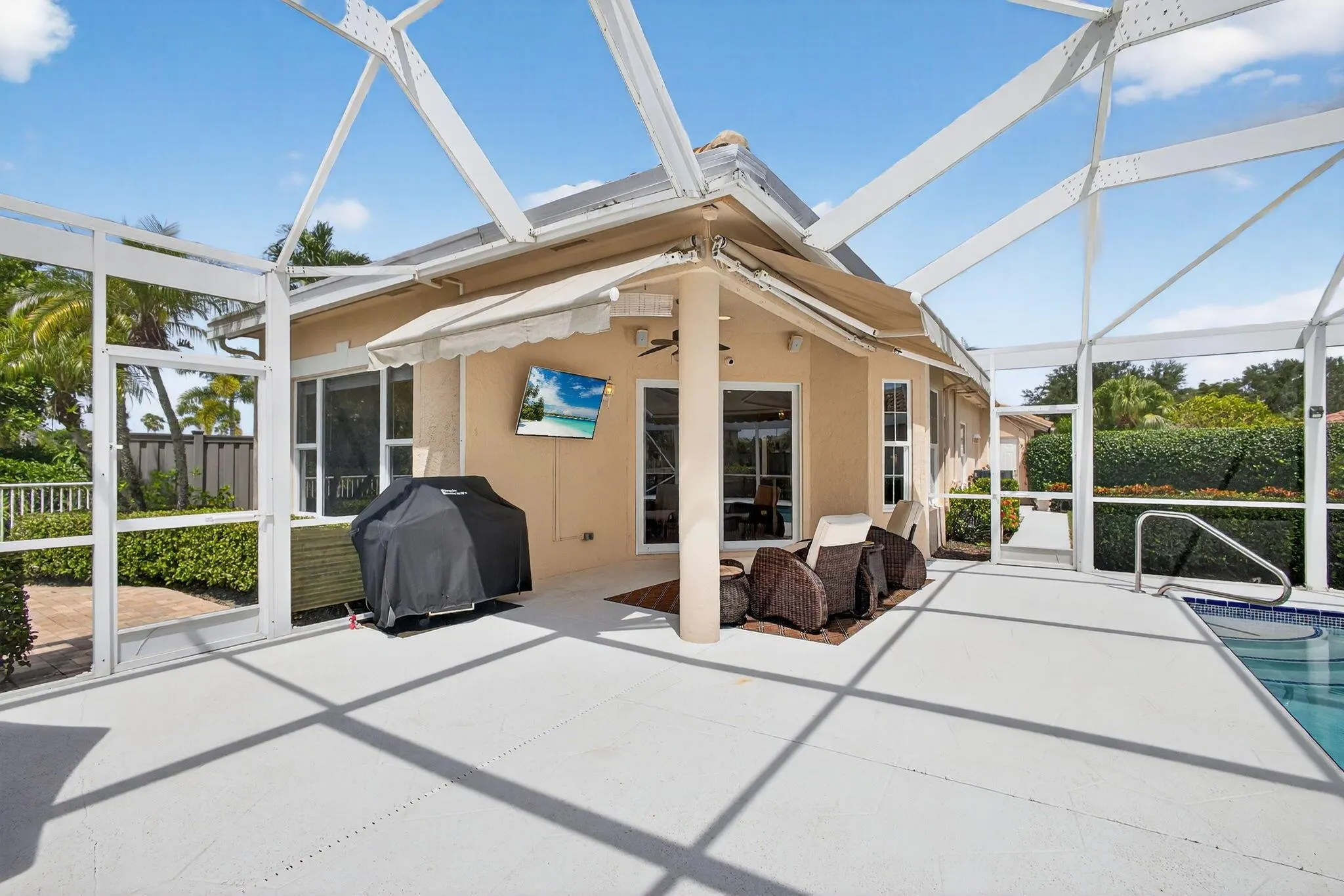 902 Augusta Pointe Drive