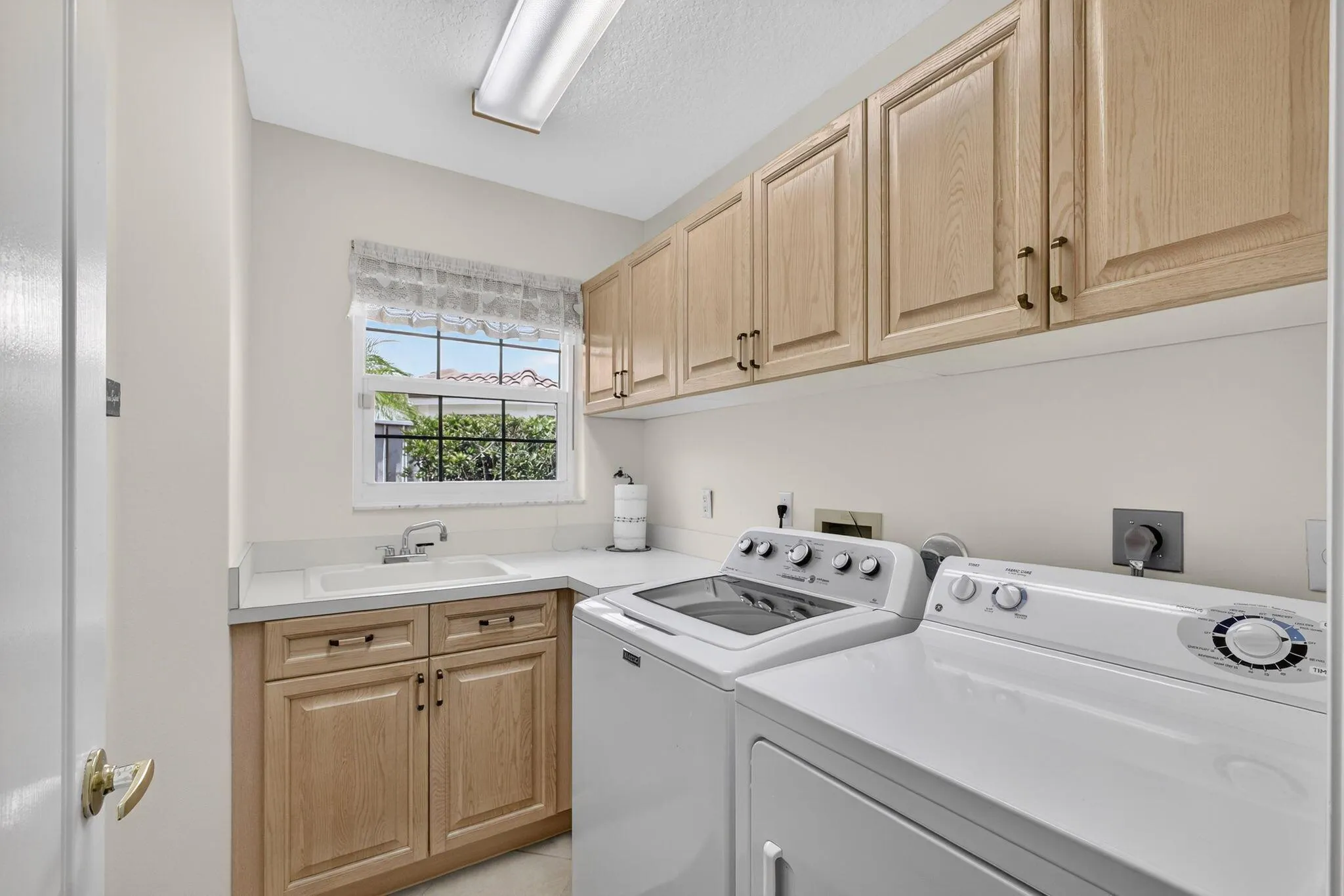 902 Augusta Pointe Drive