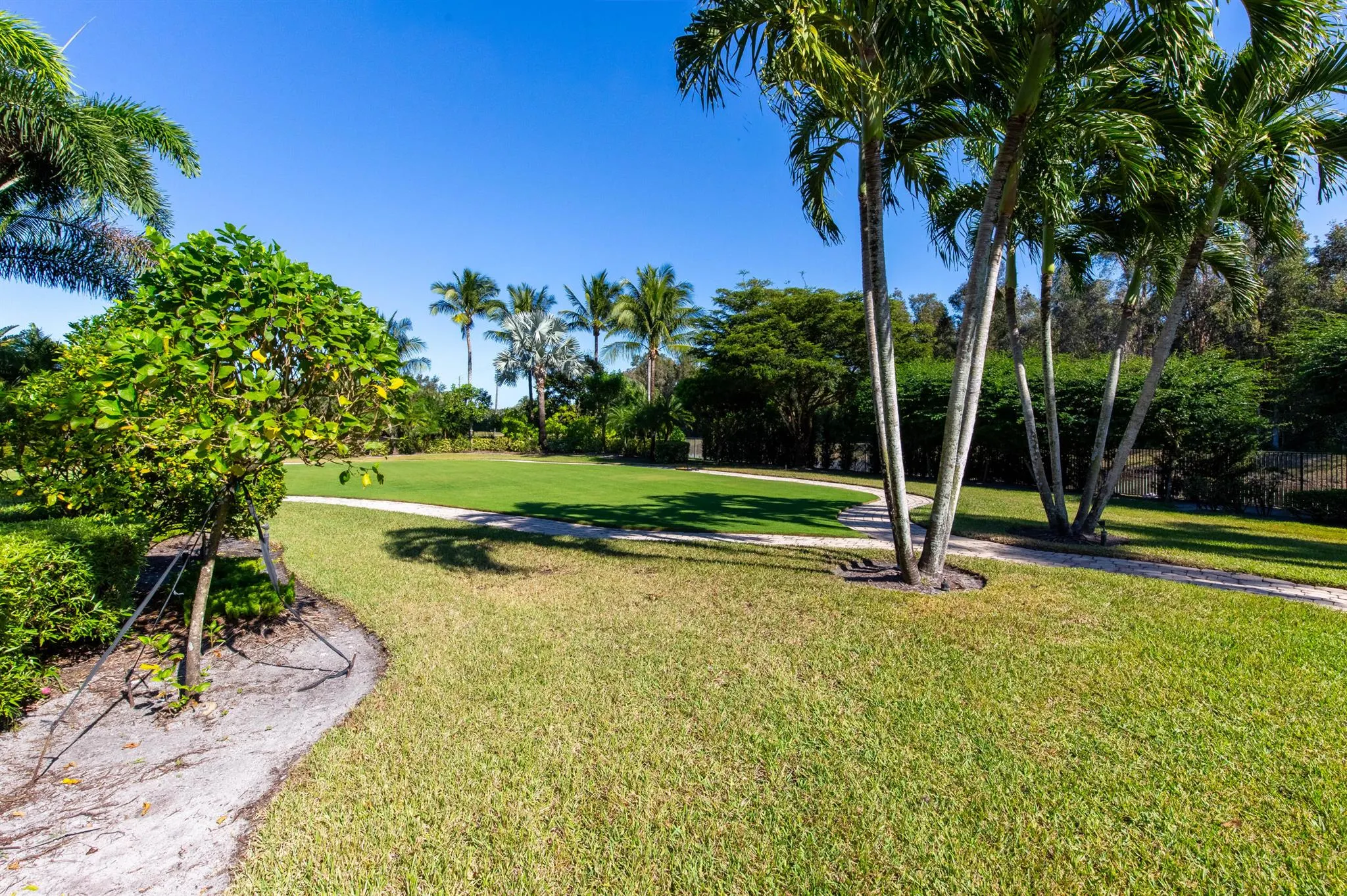 3440 Ambassador Drive