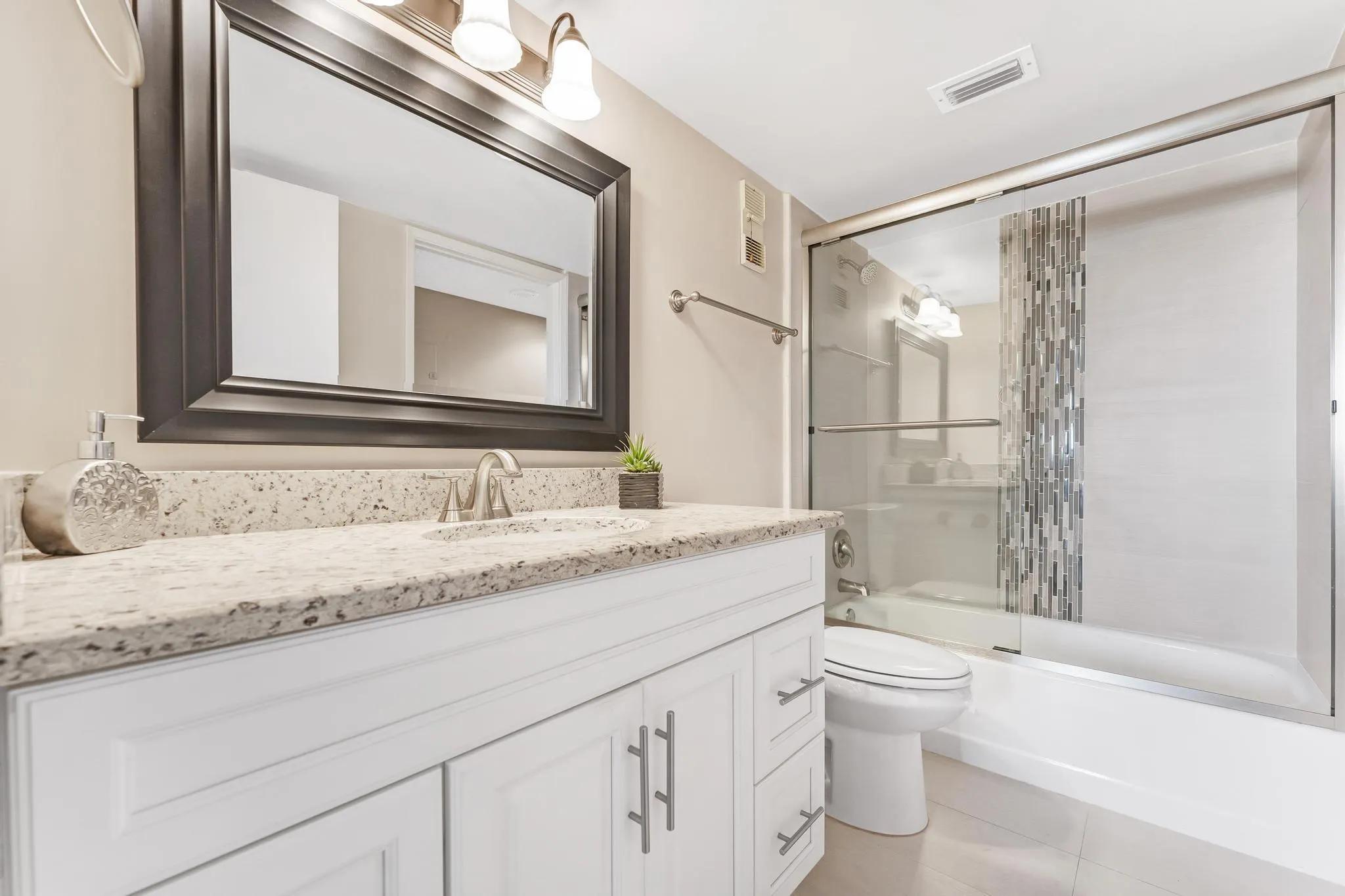 7290 Kinghurst Drive, #704