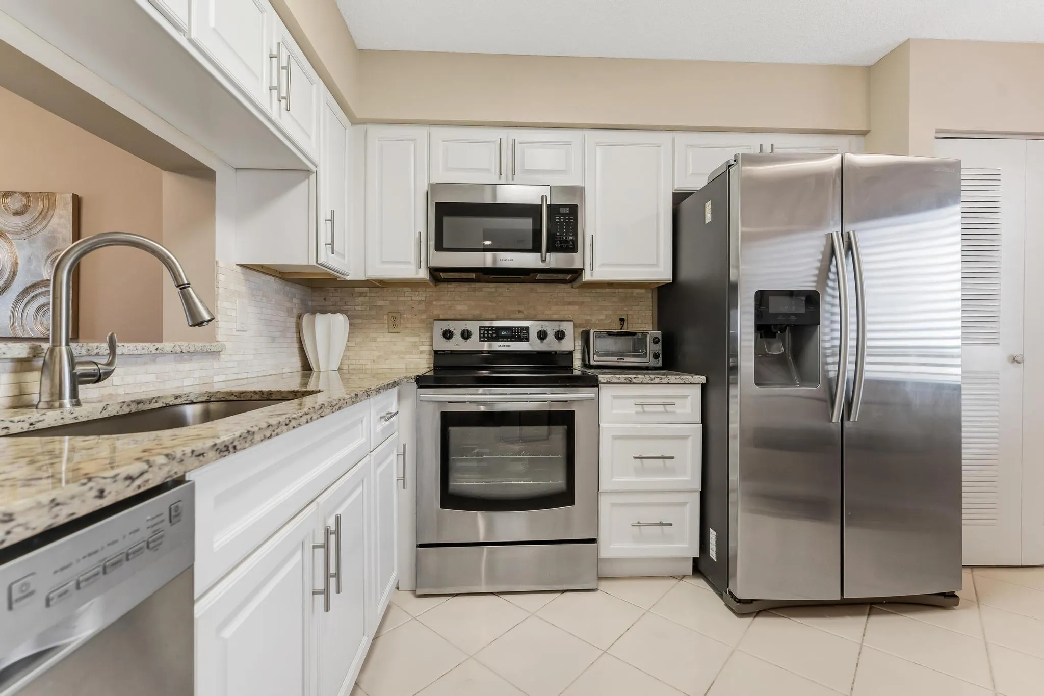 7290 Kinghurst Drive, #704