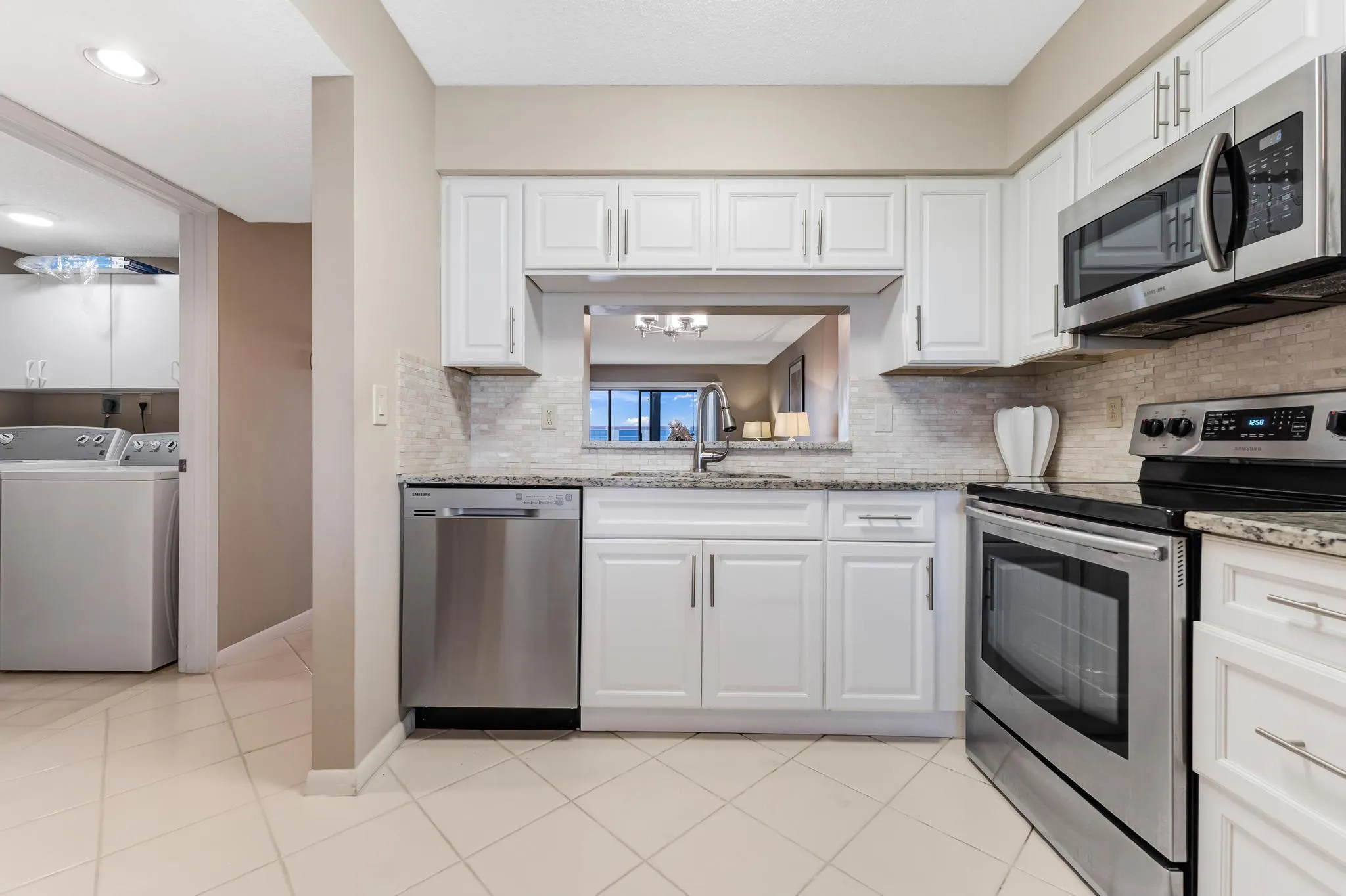 7290 Kinghurst Drive, #704
