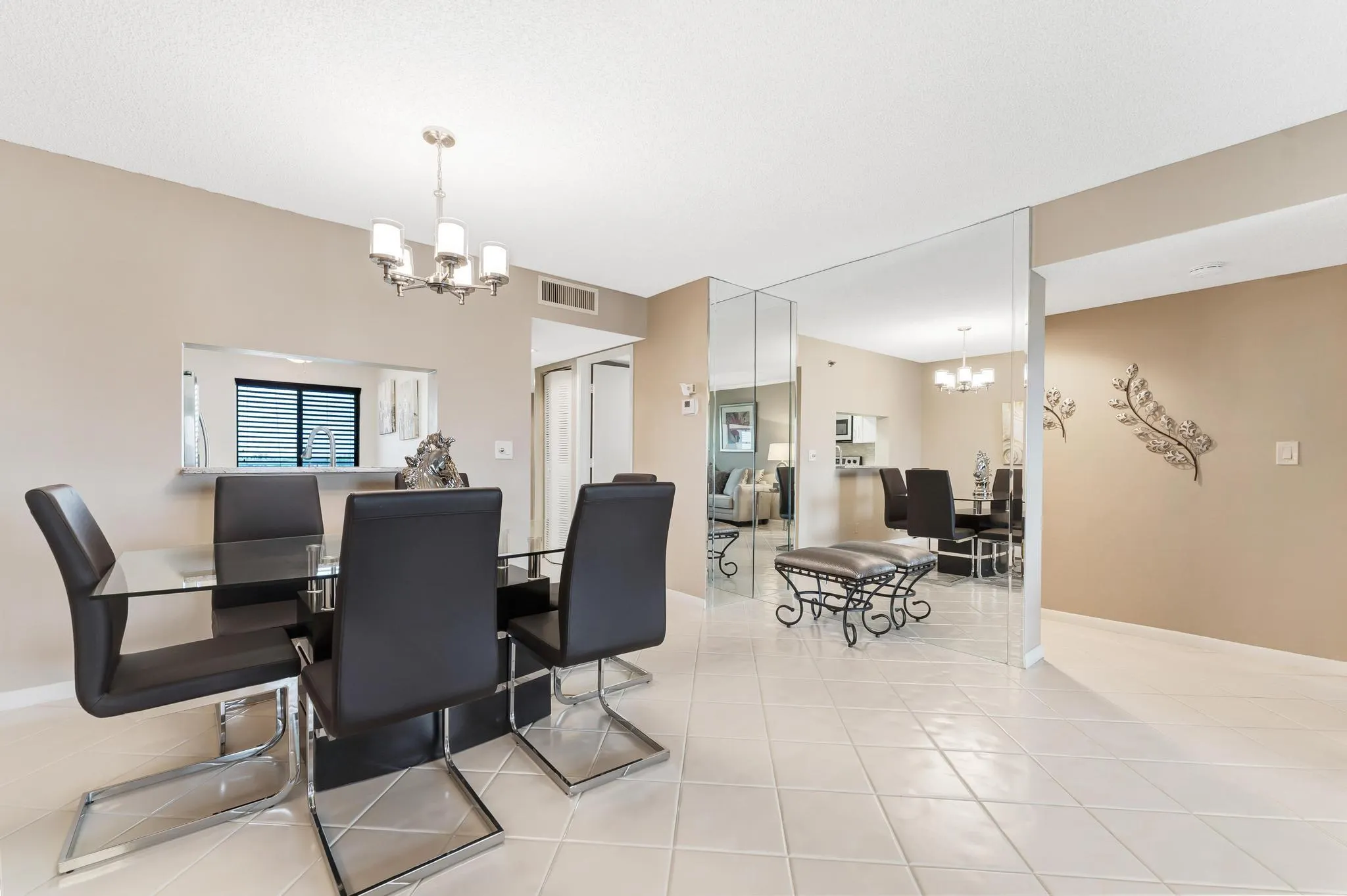 7290 Kinghurst Drive, #704
