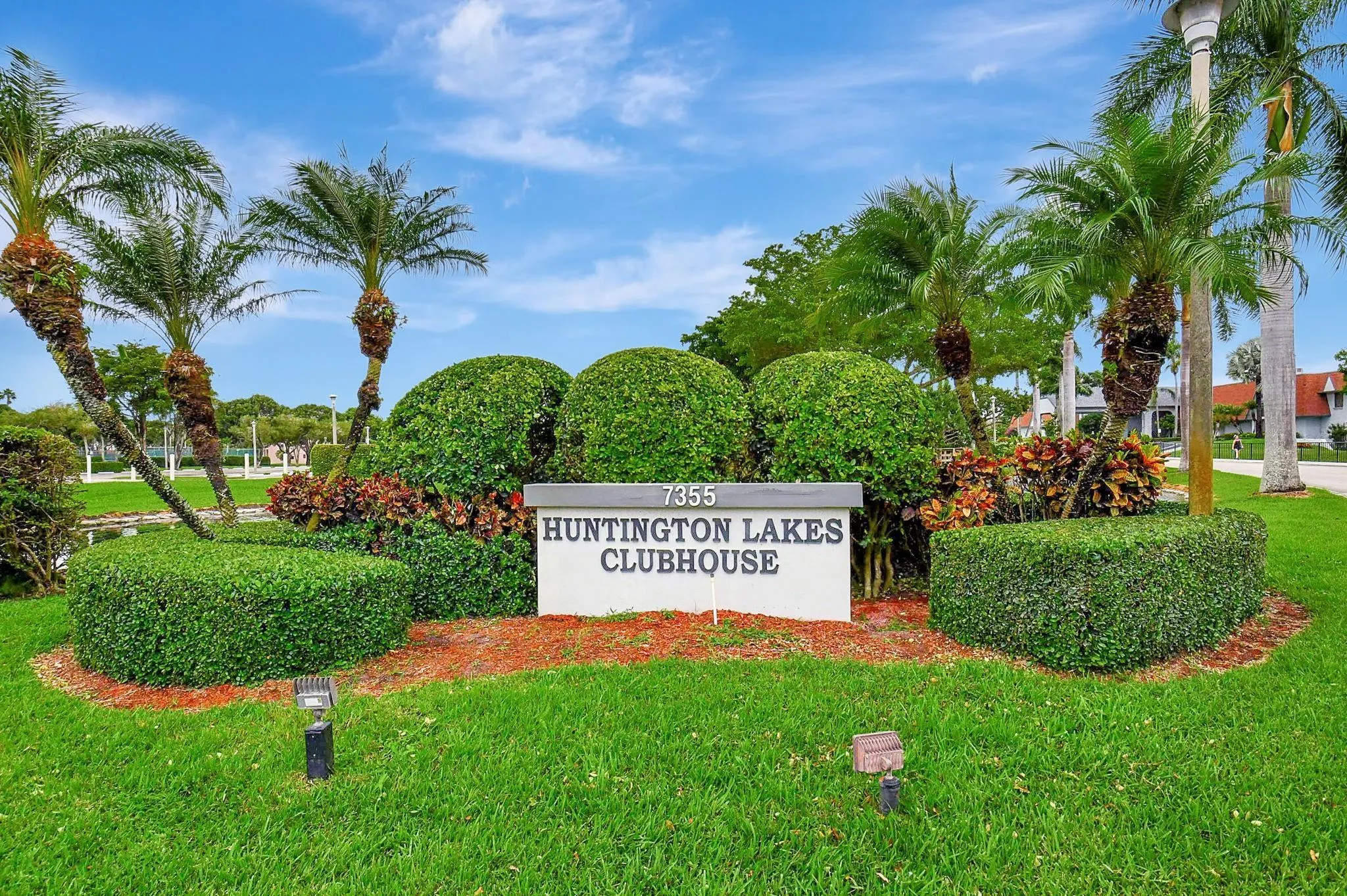 7290 Kinghurst Drive, #704