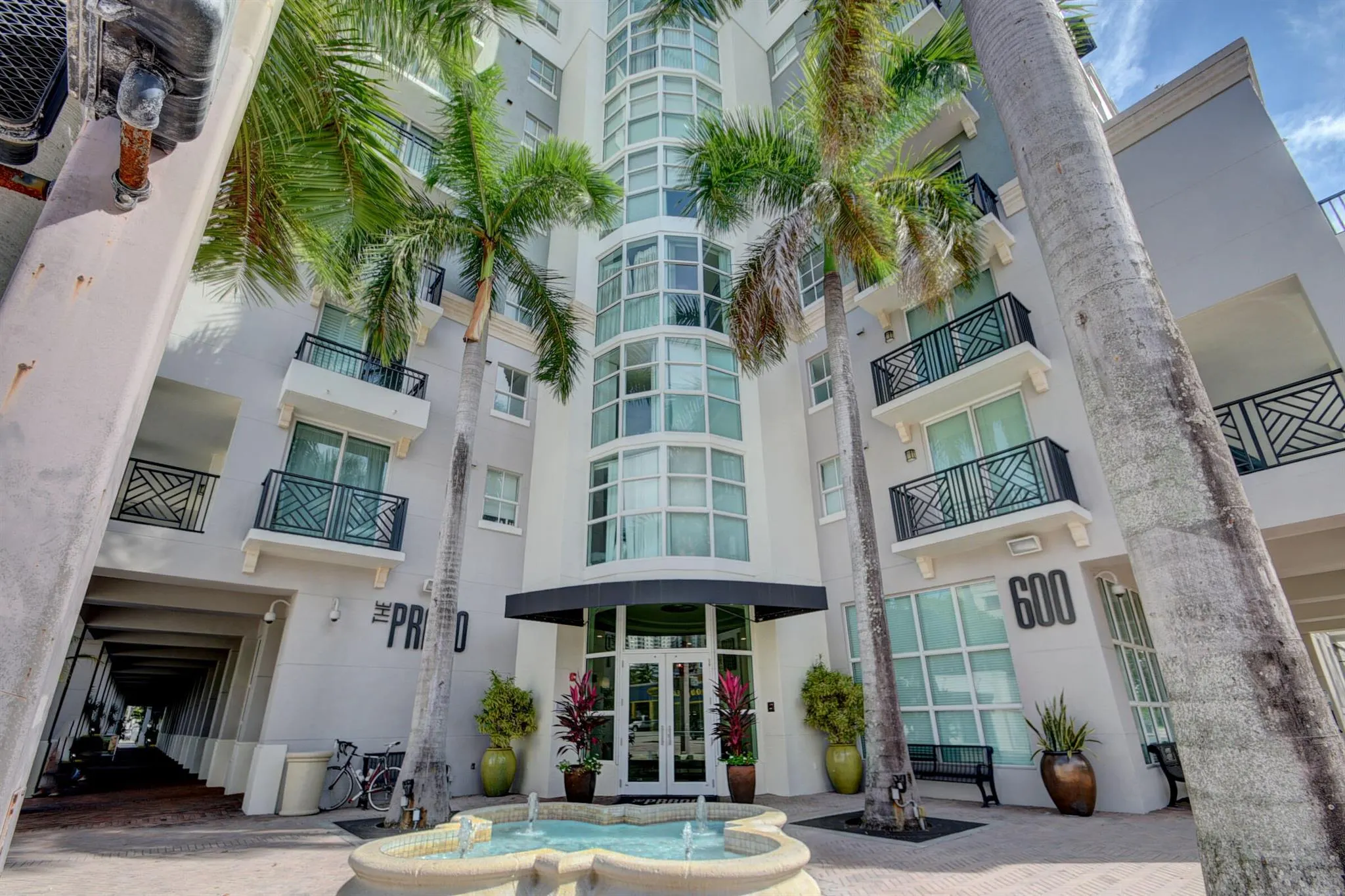 600 S Dixie Highway, #803