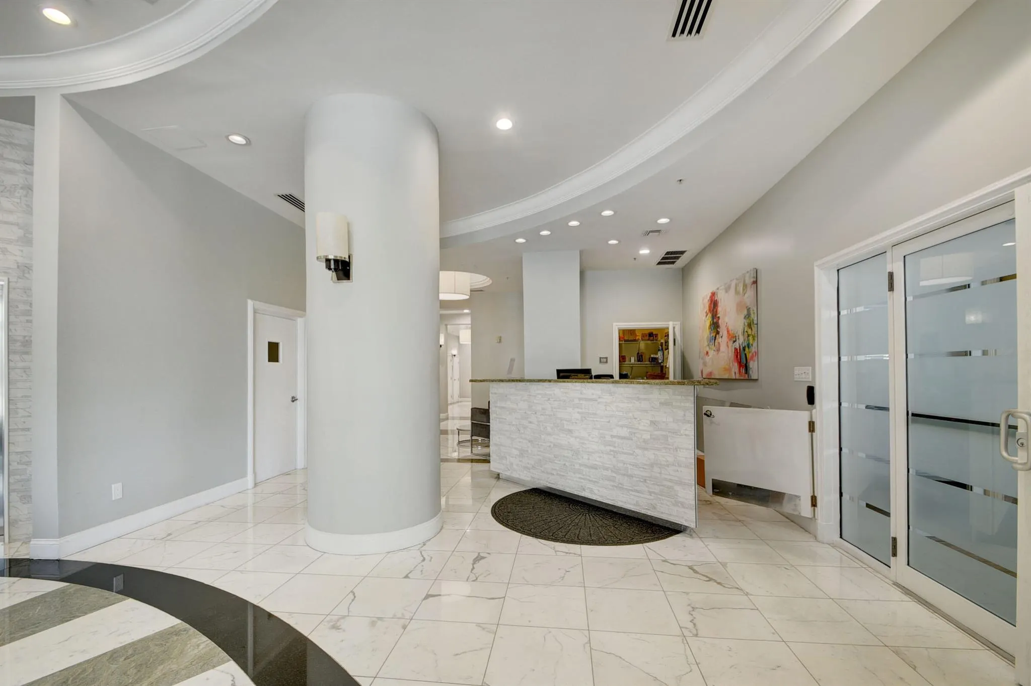 600 S Dixie Highway, #803