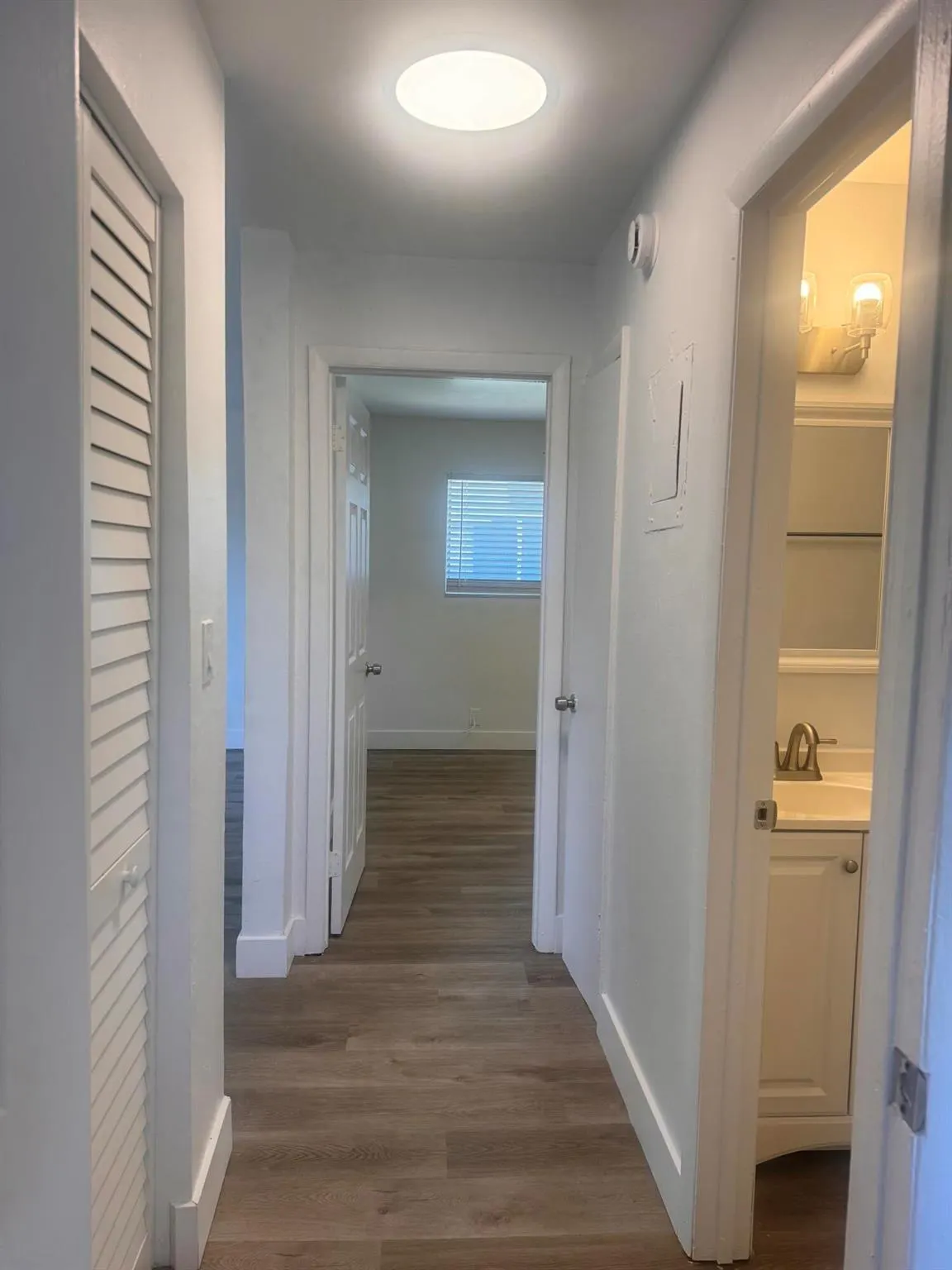 717 Tiffany Drive W