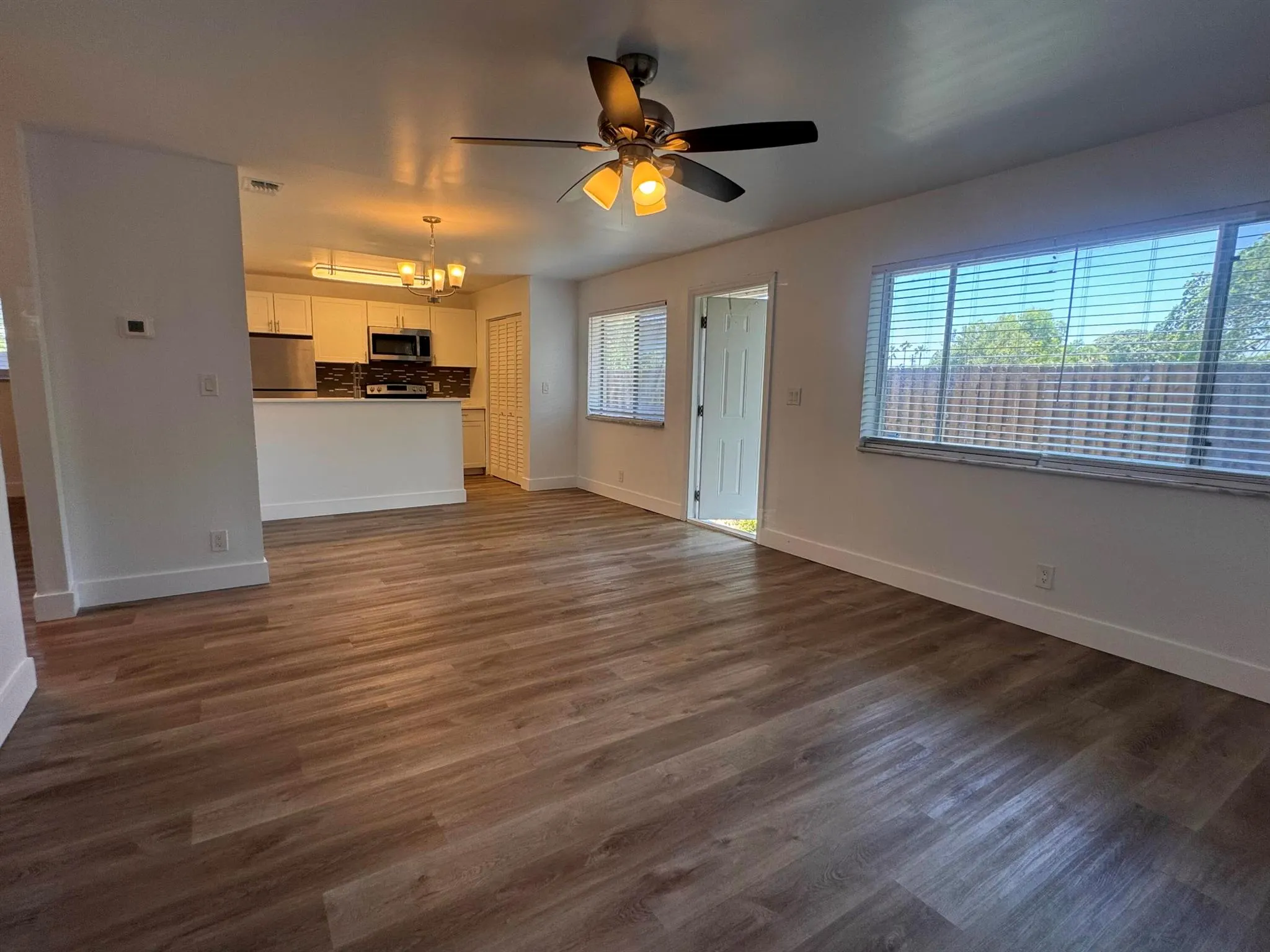 717 Tiffany Drive W